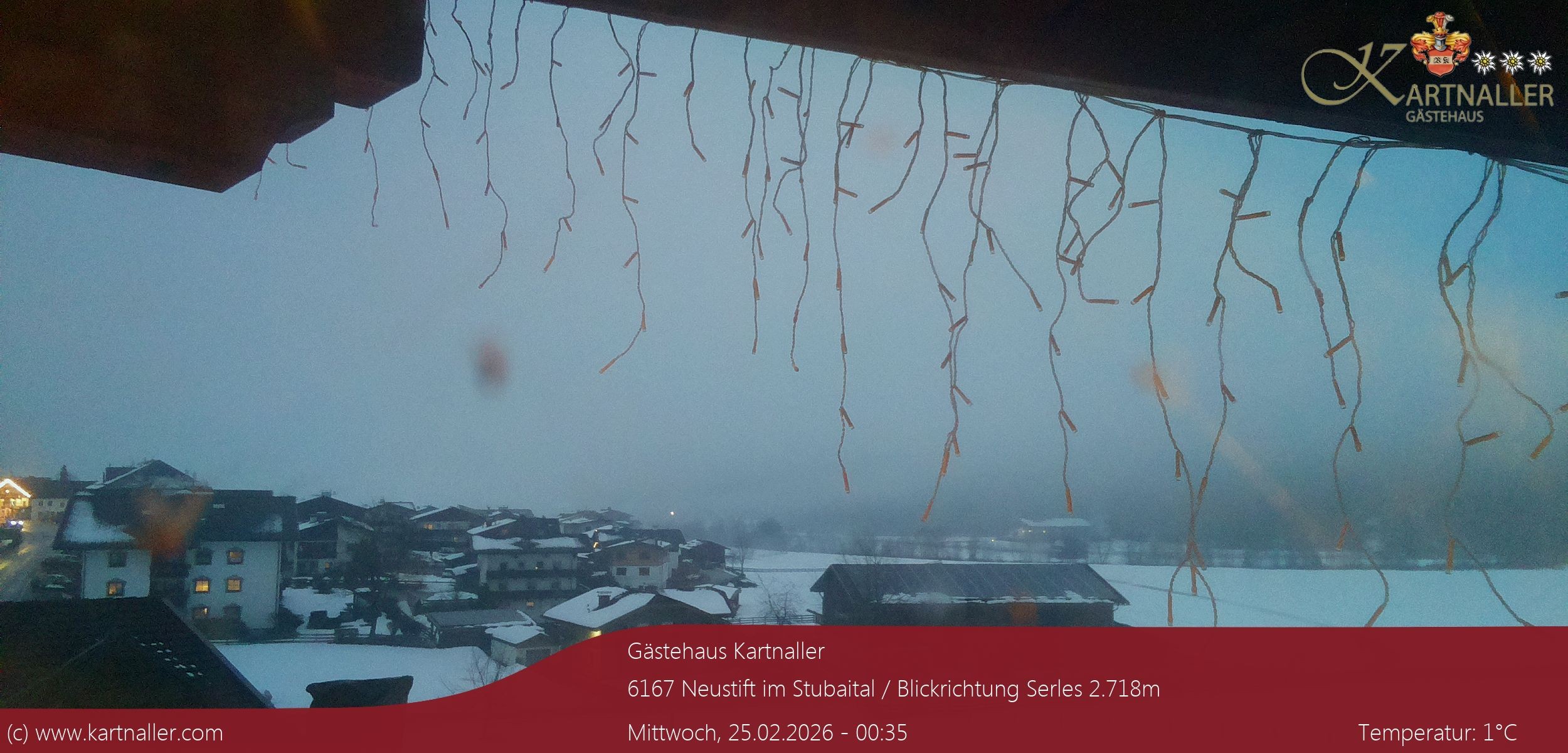 Archiv Foto Webcam Blick Neustift und Serles / Stubaital