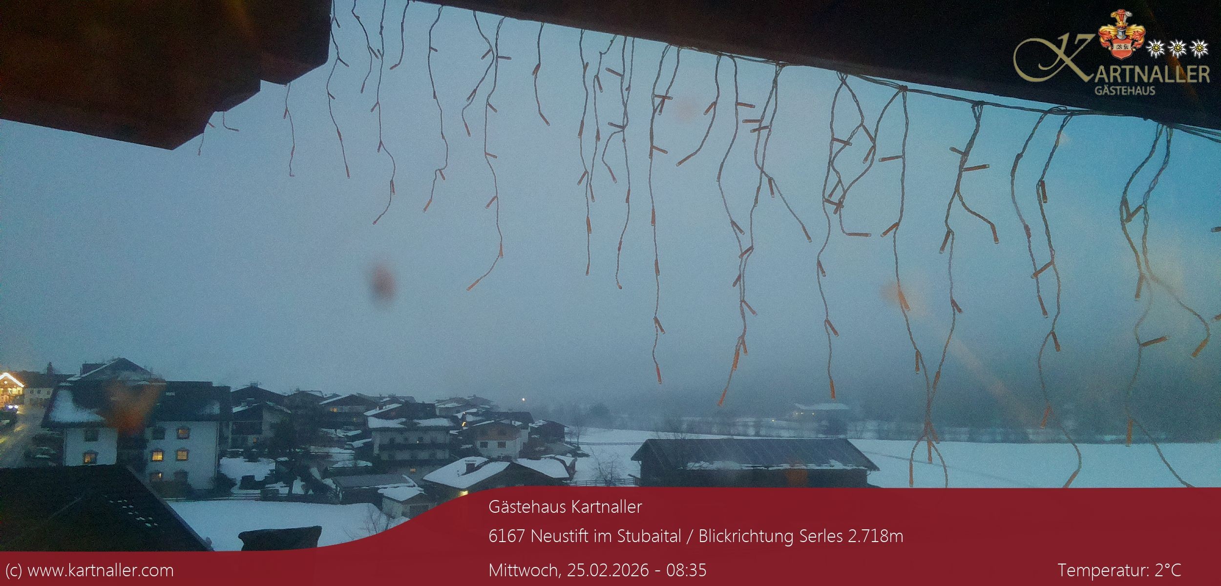 Archiv Foto Webcam Blick Neustift und Serles / Stubaital