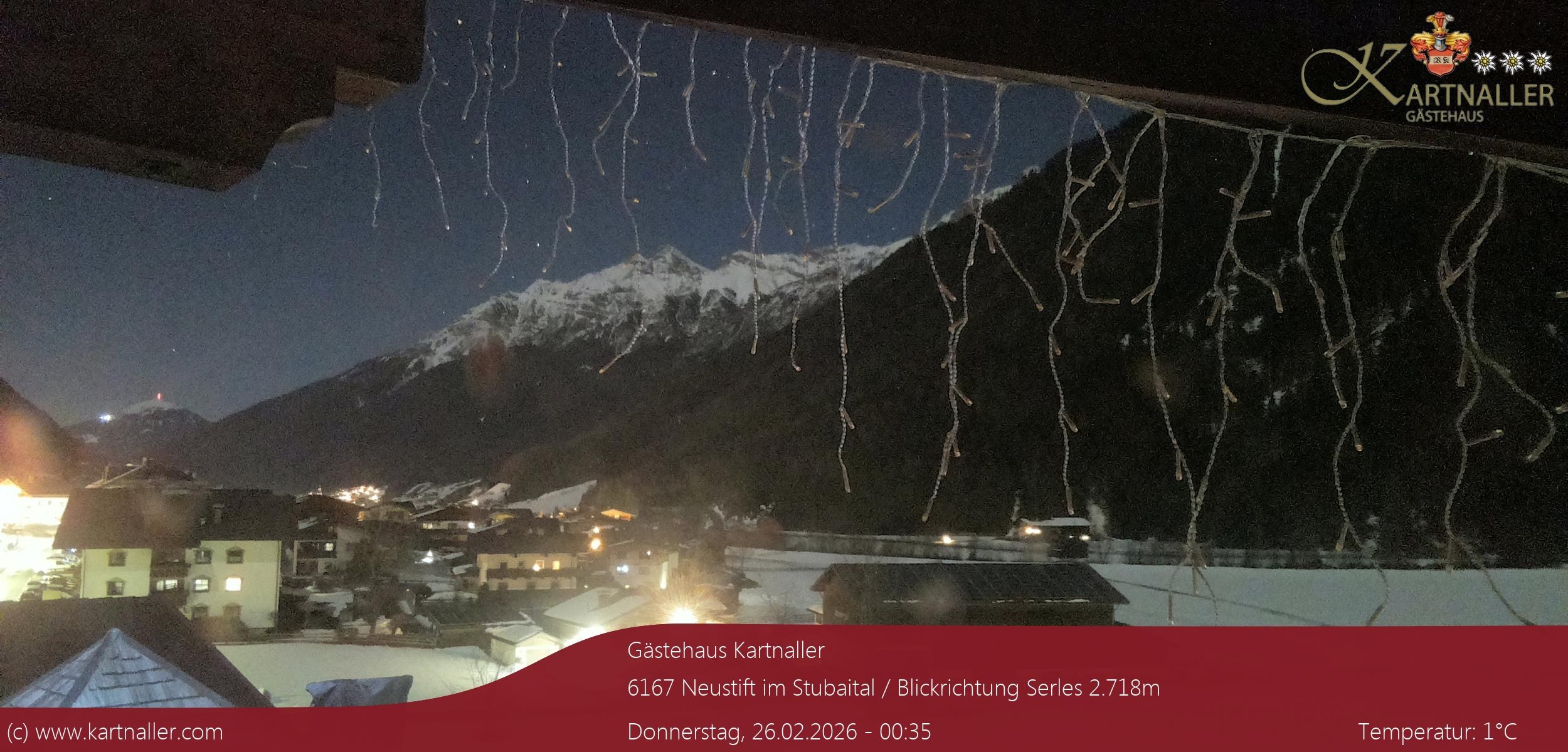 Archived image Webcam View to Neustift and Serles