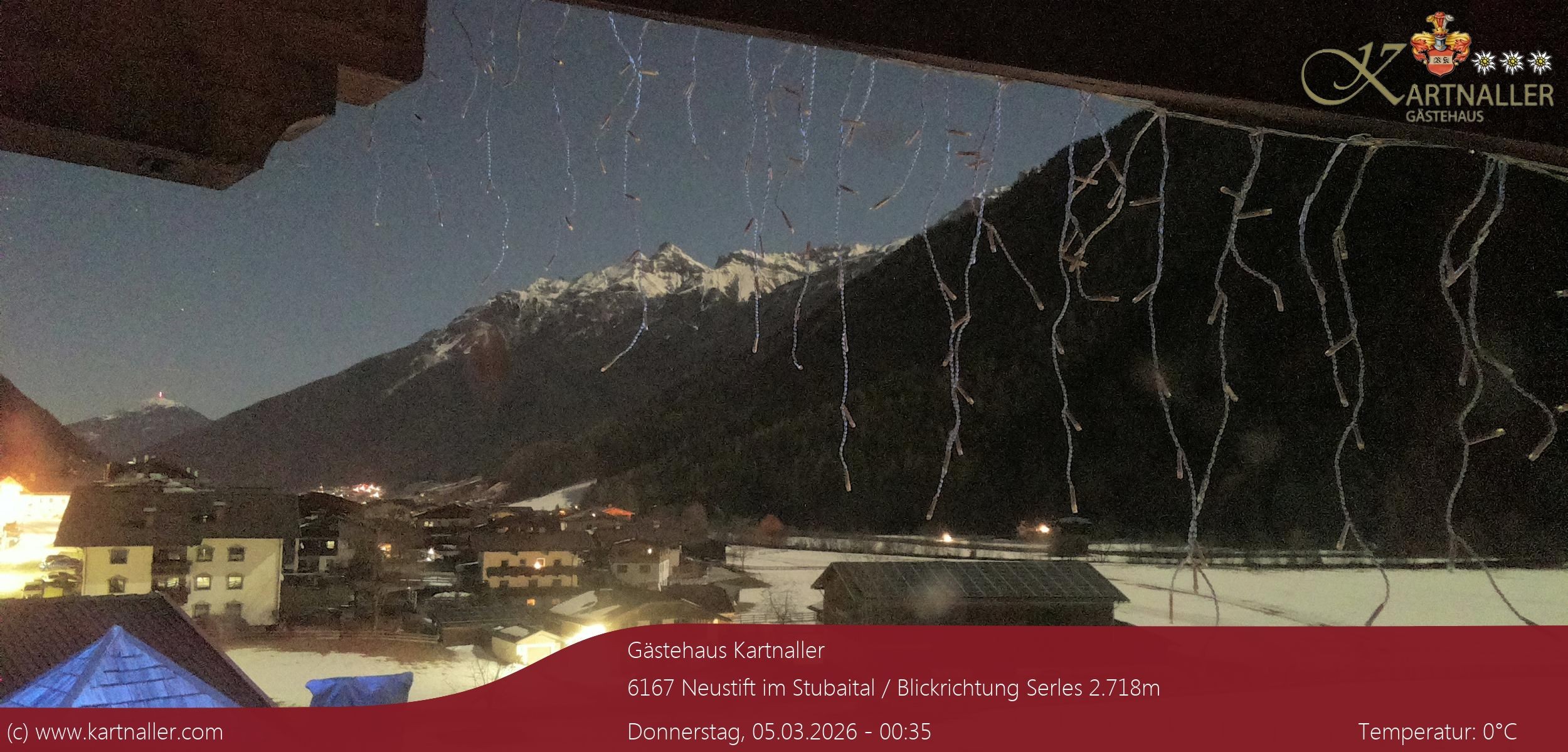 Archiv Foto Webcam Blick Neustift und Serles / Stubaital
