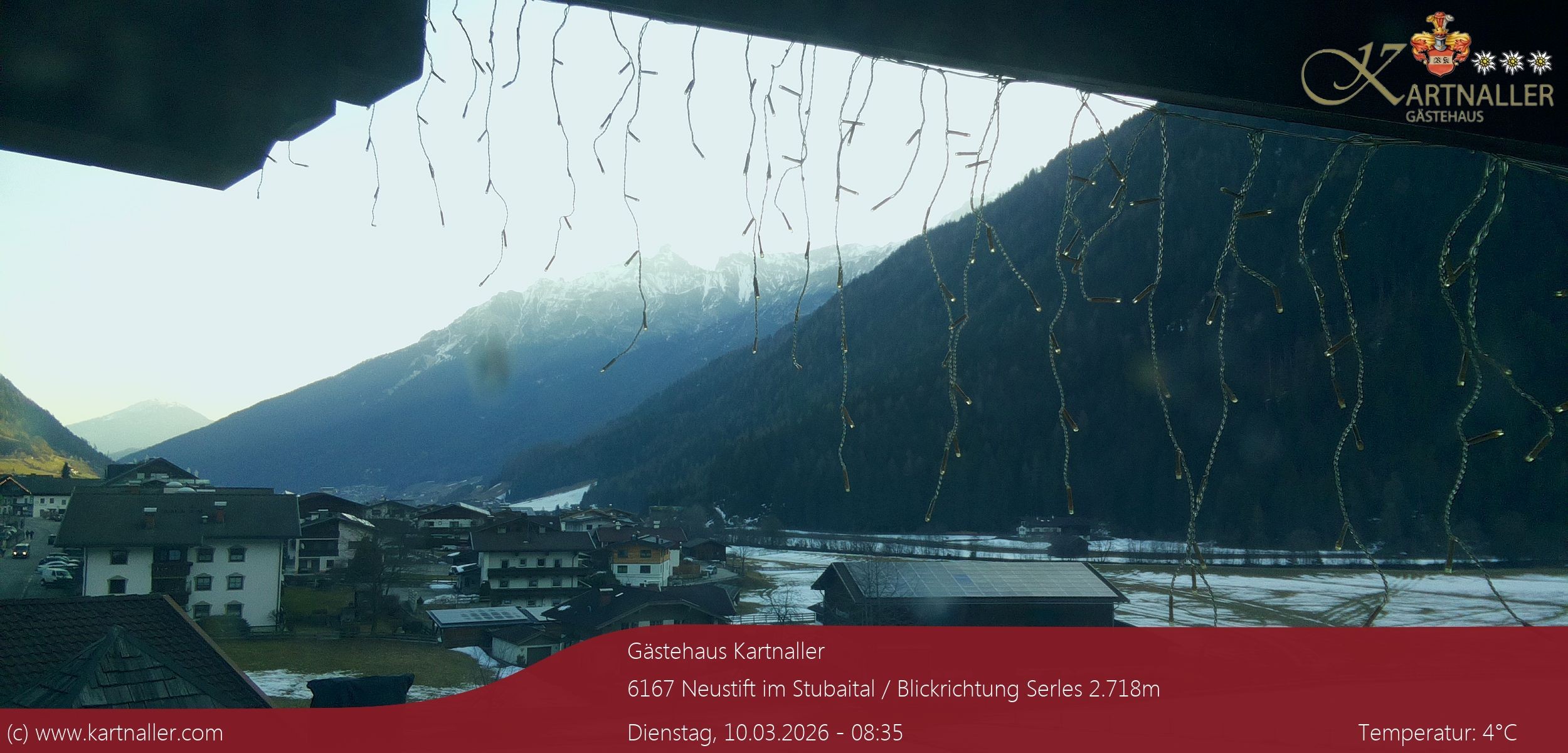 Archiv Foto Webcam Blick Neustift und Serles / Stubaital