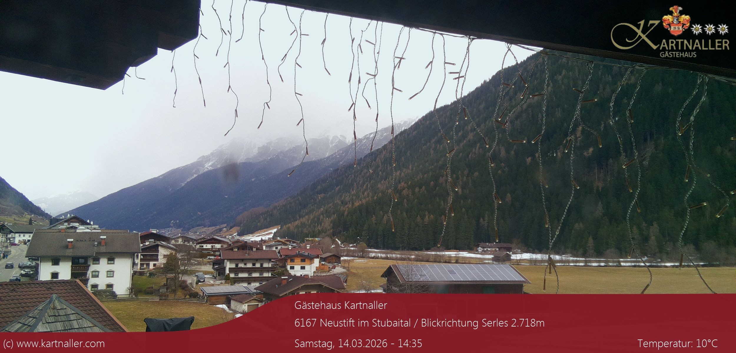 Archiv Foto Webcam Blick Neustift und Serles / Stubaital