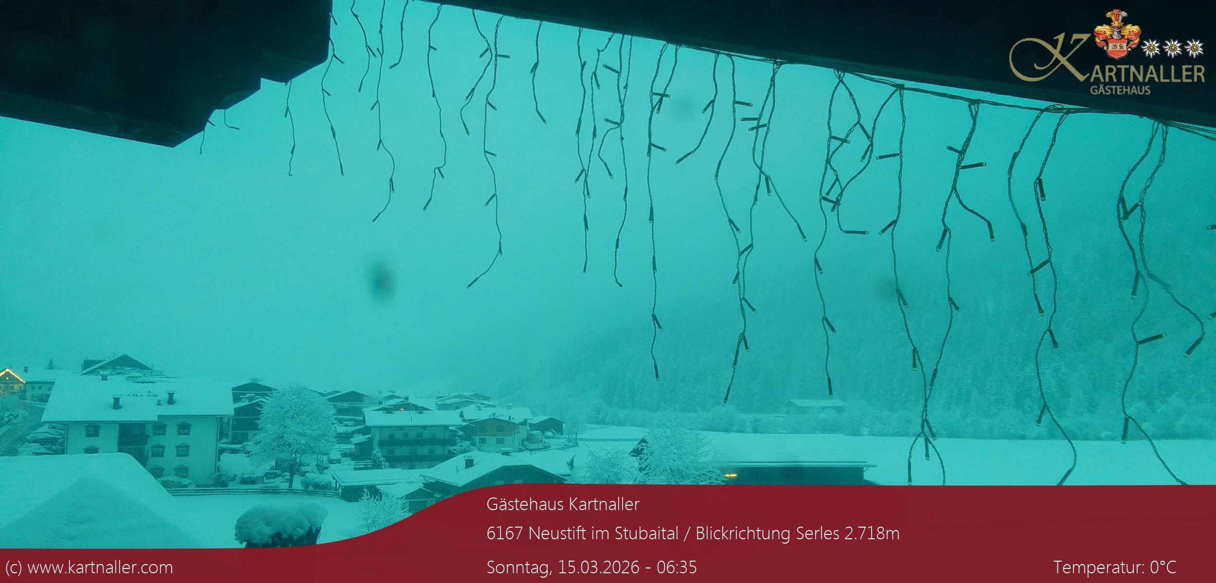 Archiv Foto Webcam Blick Neustift und Serles / Stubaital