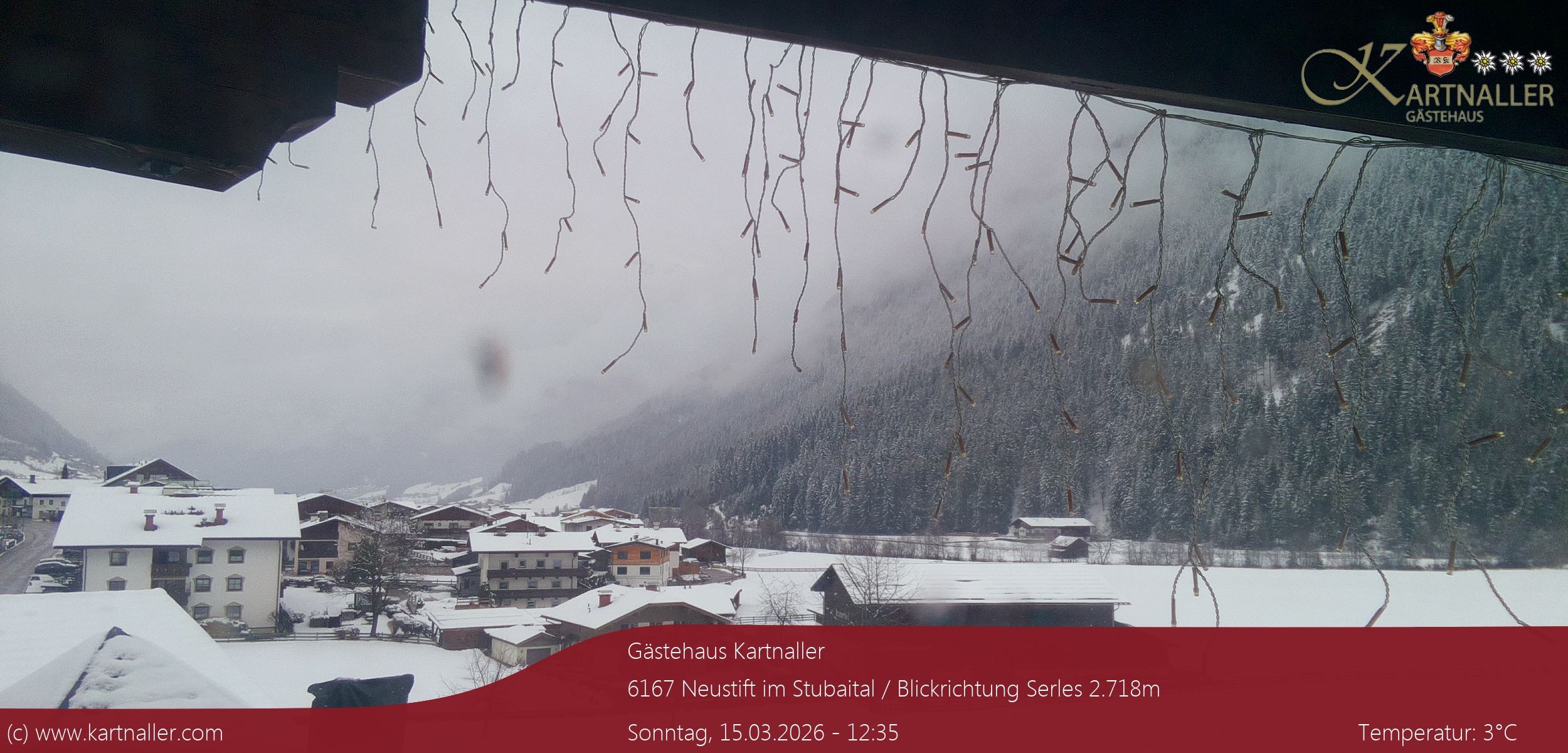 Archiv Foto Webcam Blick Neustift und Serles / Stubaital