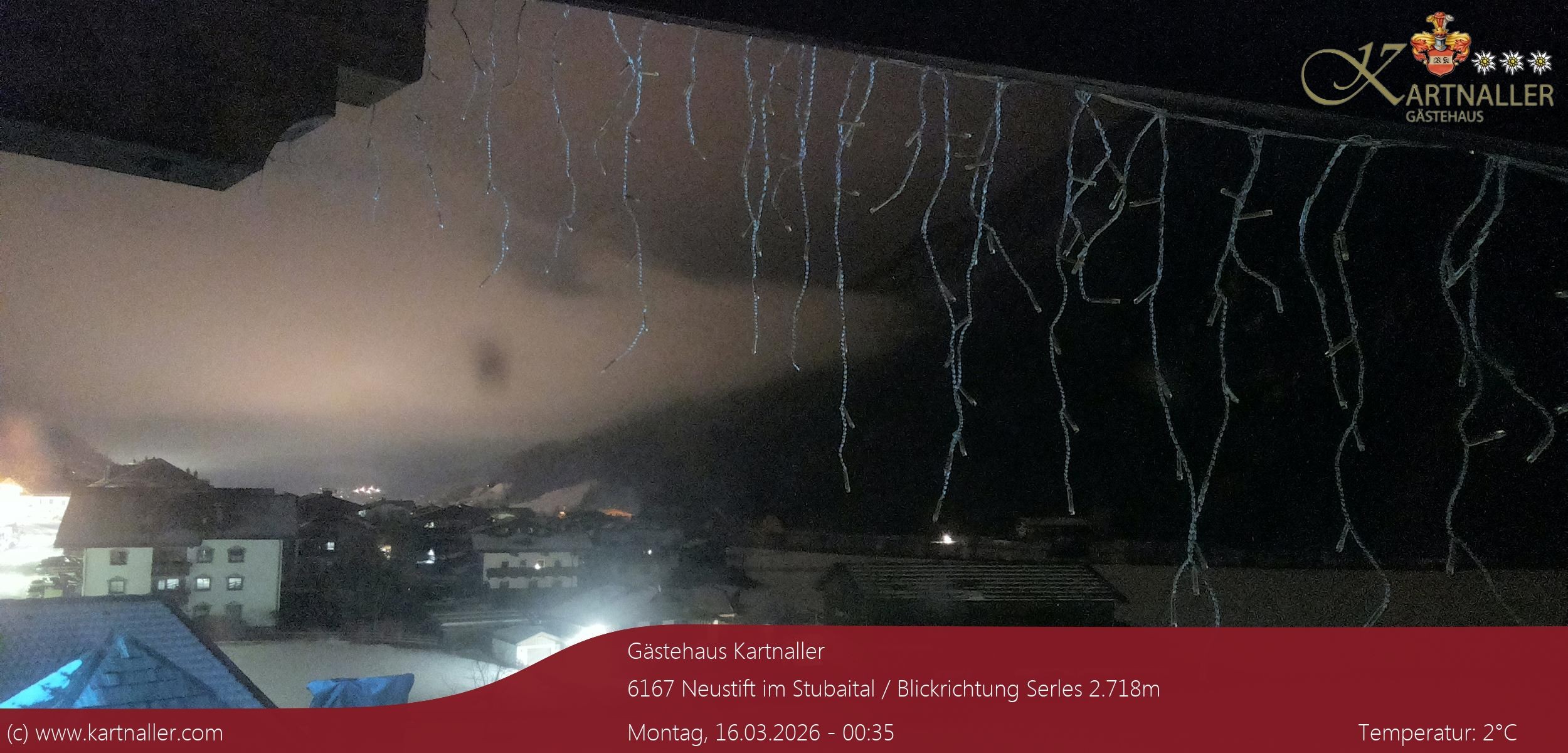 Archiv Foto Webcam Blick Neustift und Serles / Stubaital