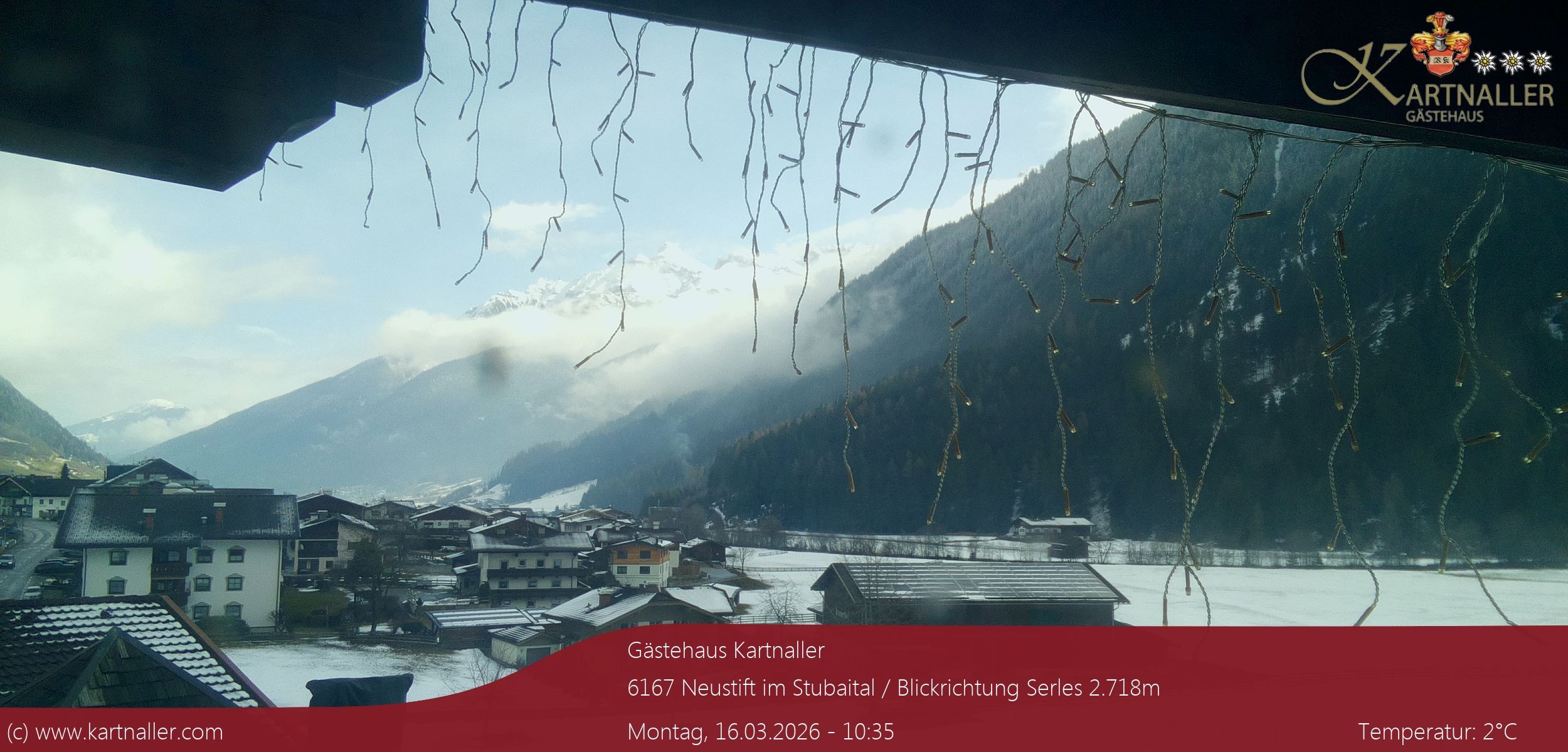 Archiv Foto Webcam Blick Neustift und Serles / Stubaital