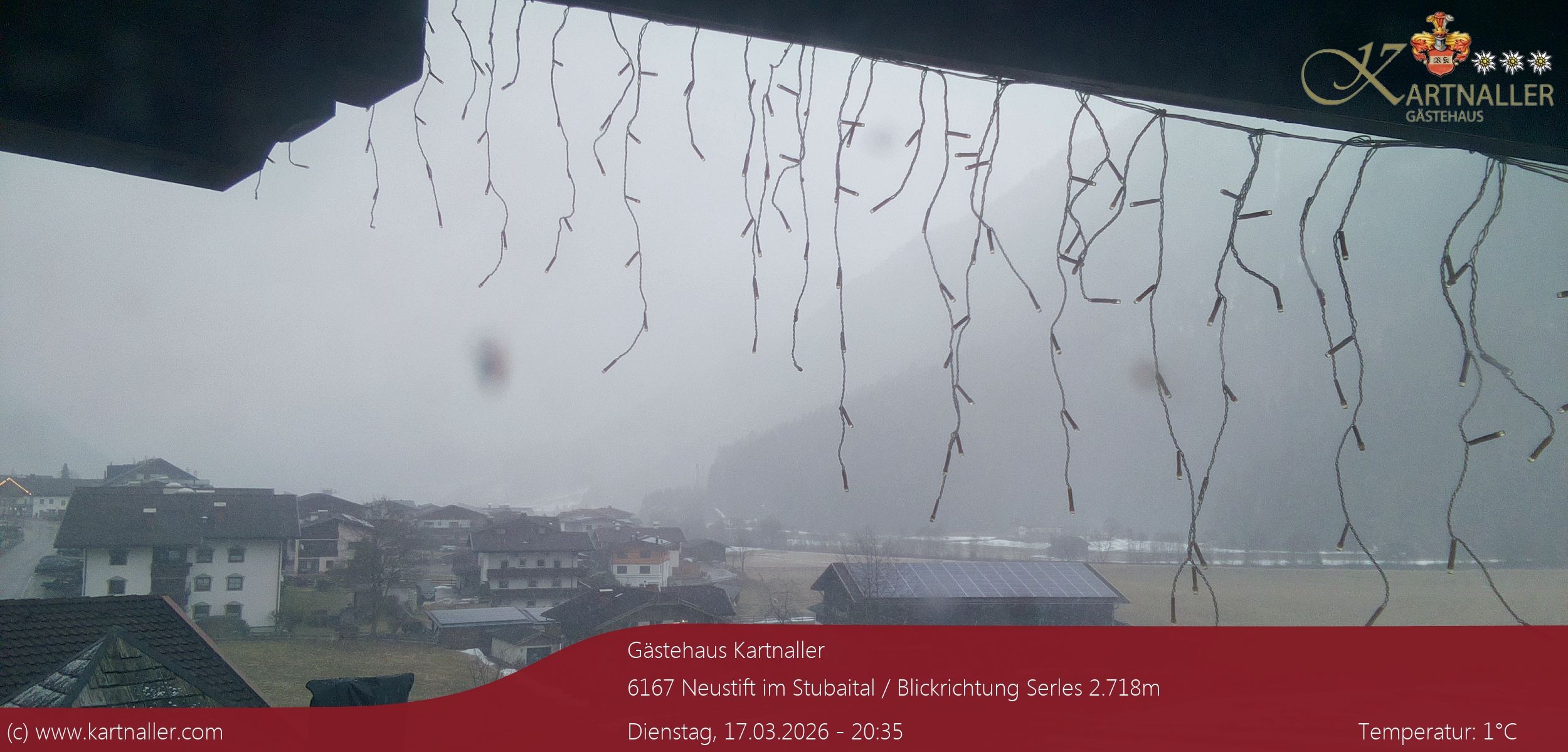 Archiv Foto Webcam Blick Neustift und Serles / Stubaital