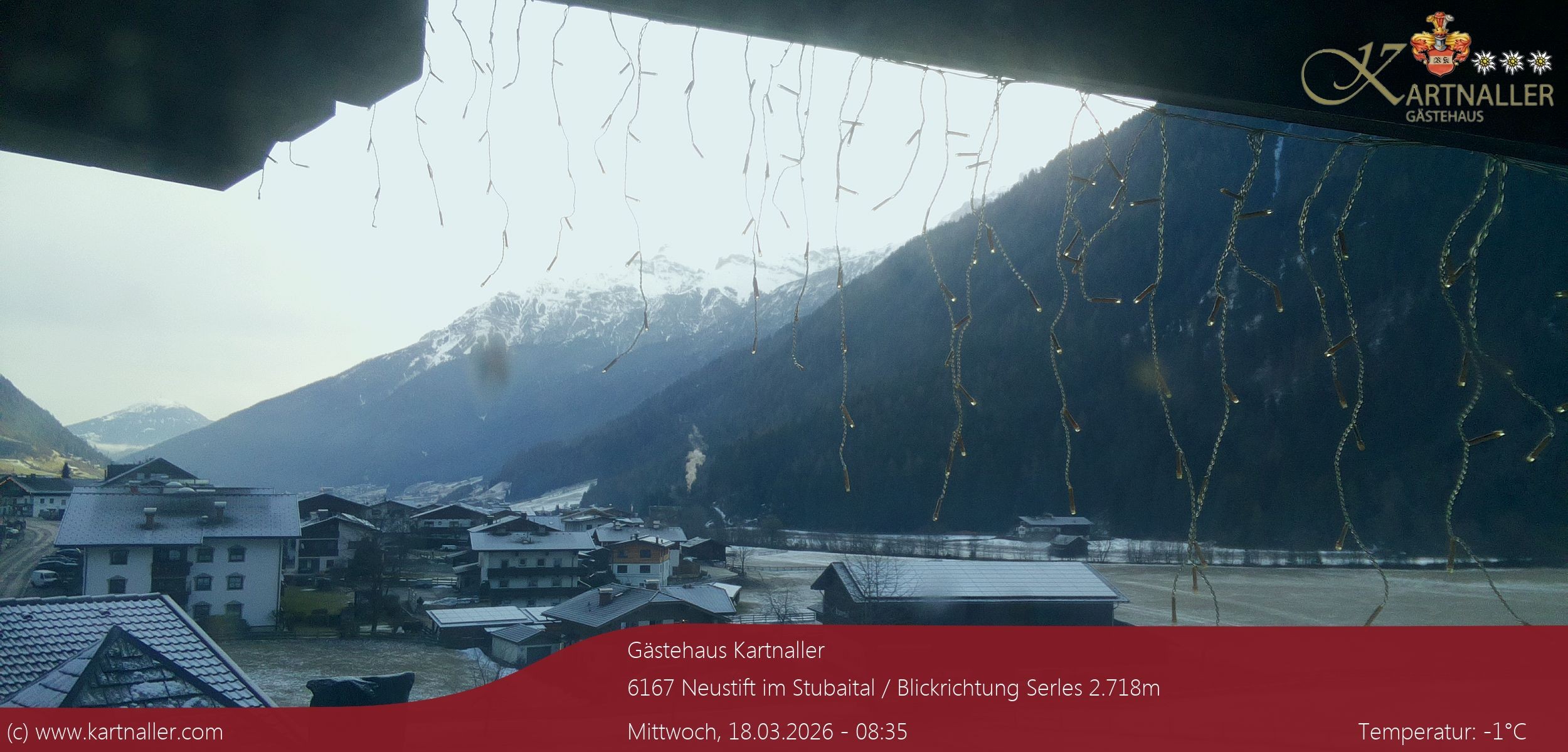 Archiv Foto Webcam Blick Neustift und Serles / Stubaital