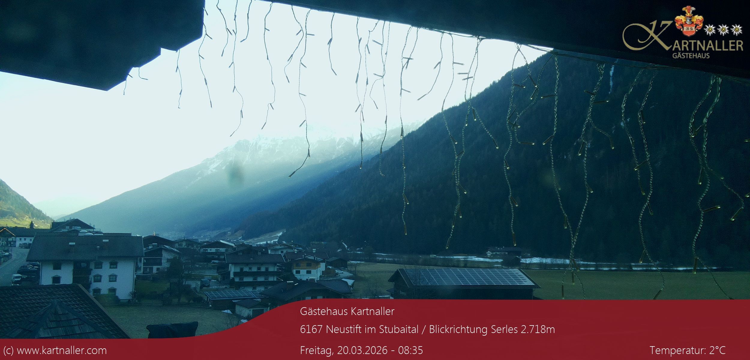 Archiv Foto Webcam Blick Neustift und Serles / Stubaital