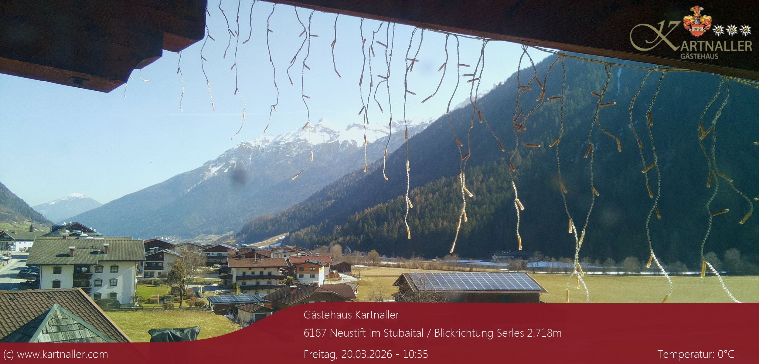 Archiv Foto Webcam Blick Neustift und Serles / Stubaital