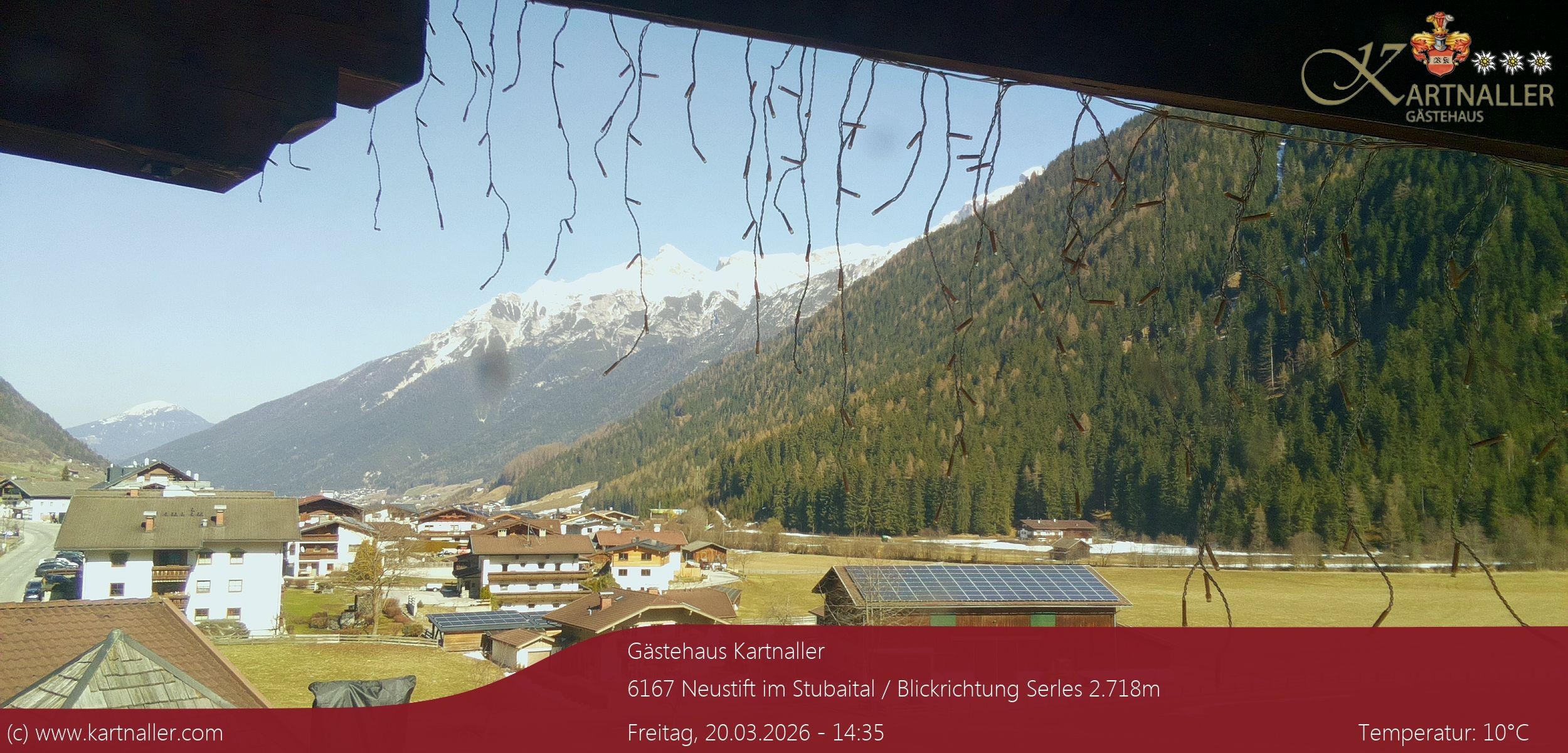 Archiv Foto Webcam Blick Neustift und Serles / Stubaital
