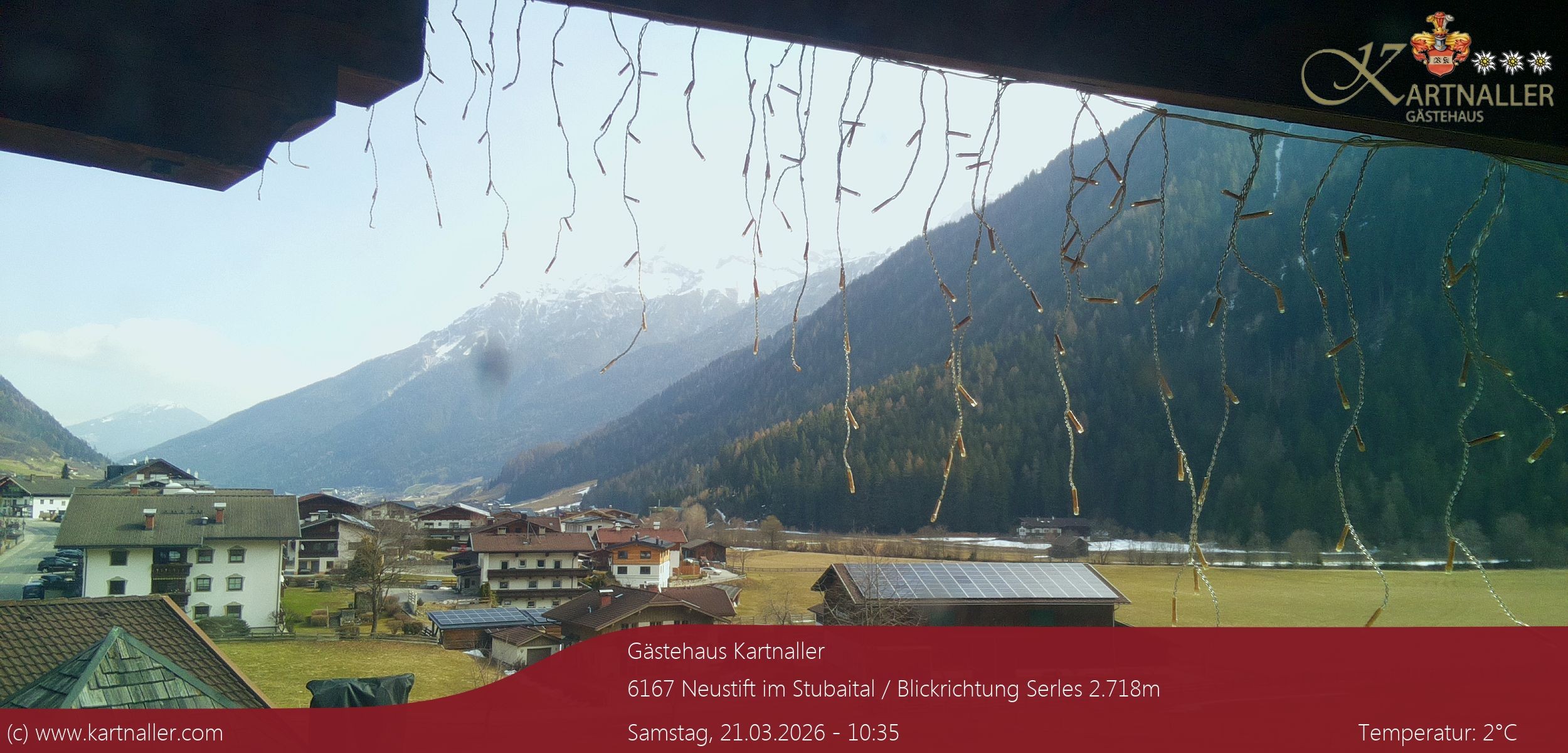 Archiv Foto Webcam Blick Neustift und Serles / Stubaital