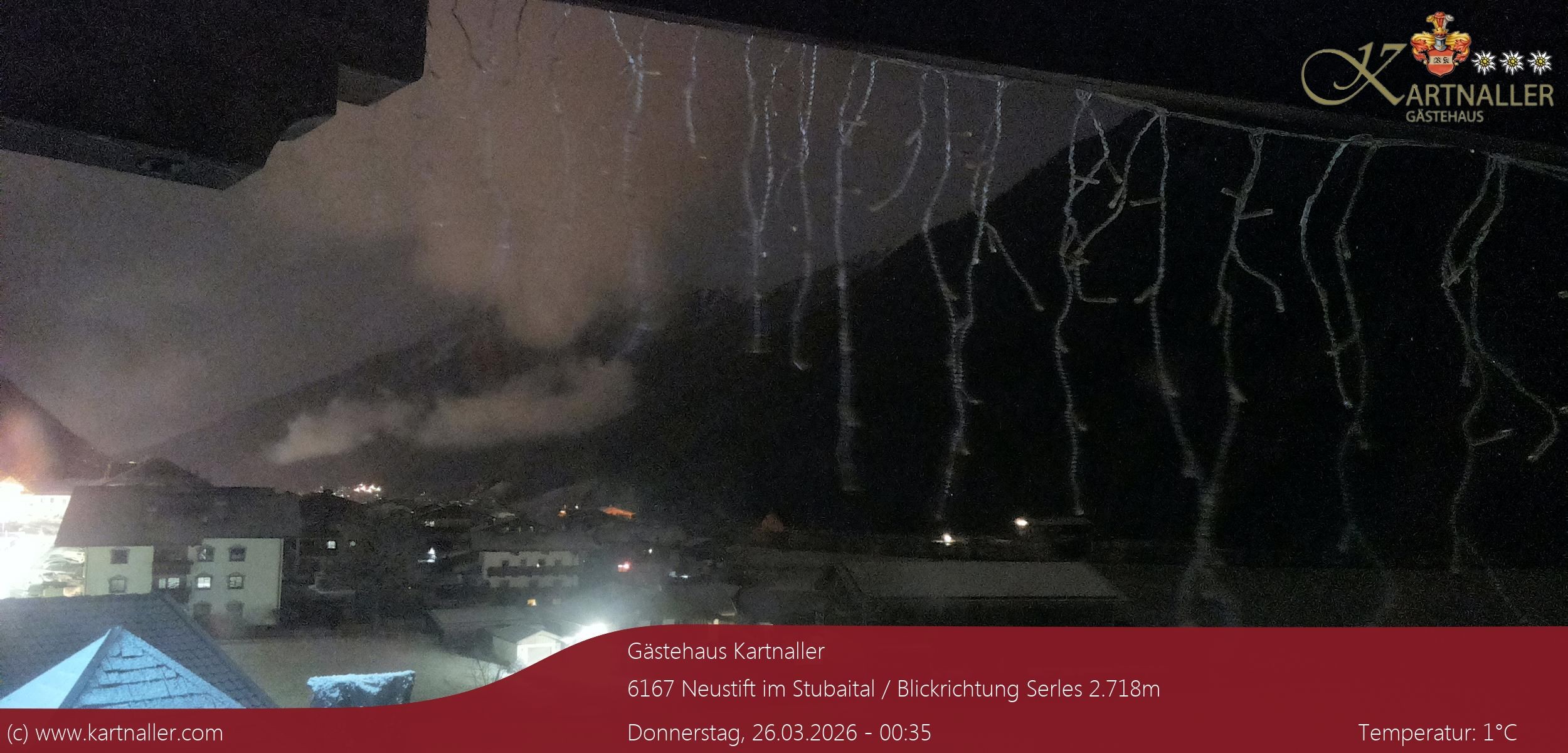 Archiv Foto Webcam Blick Neustift und Serles / Stubaital