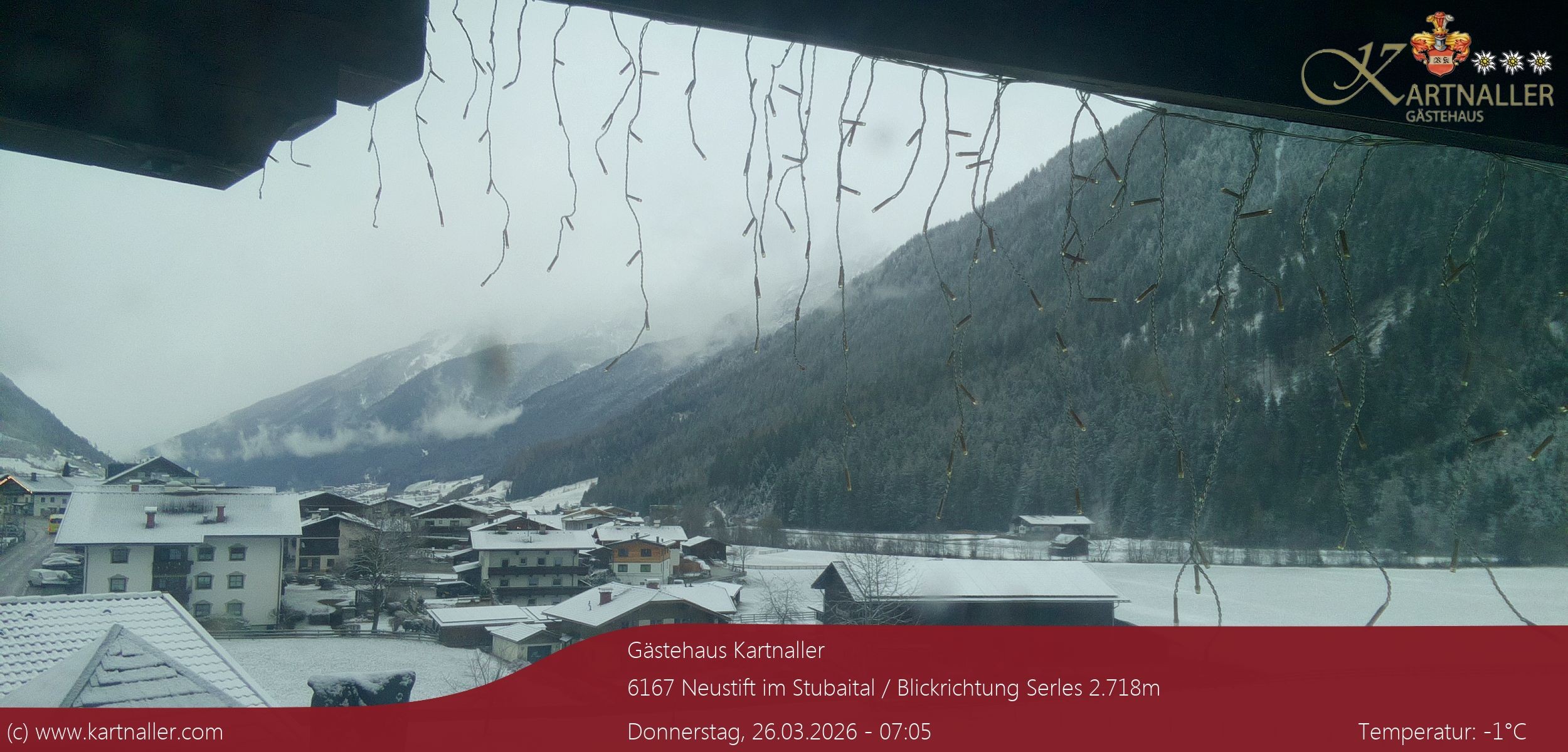Archiv Foto Webcam Blick Neustift und Serles / Stubaital