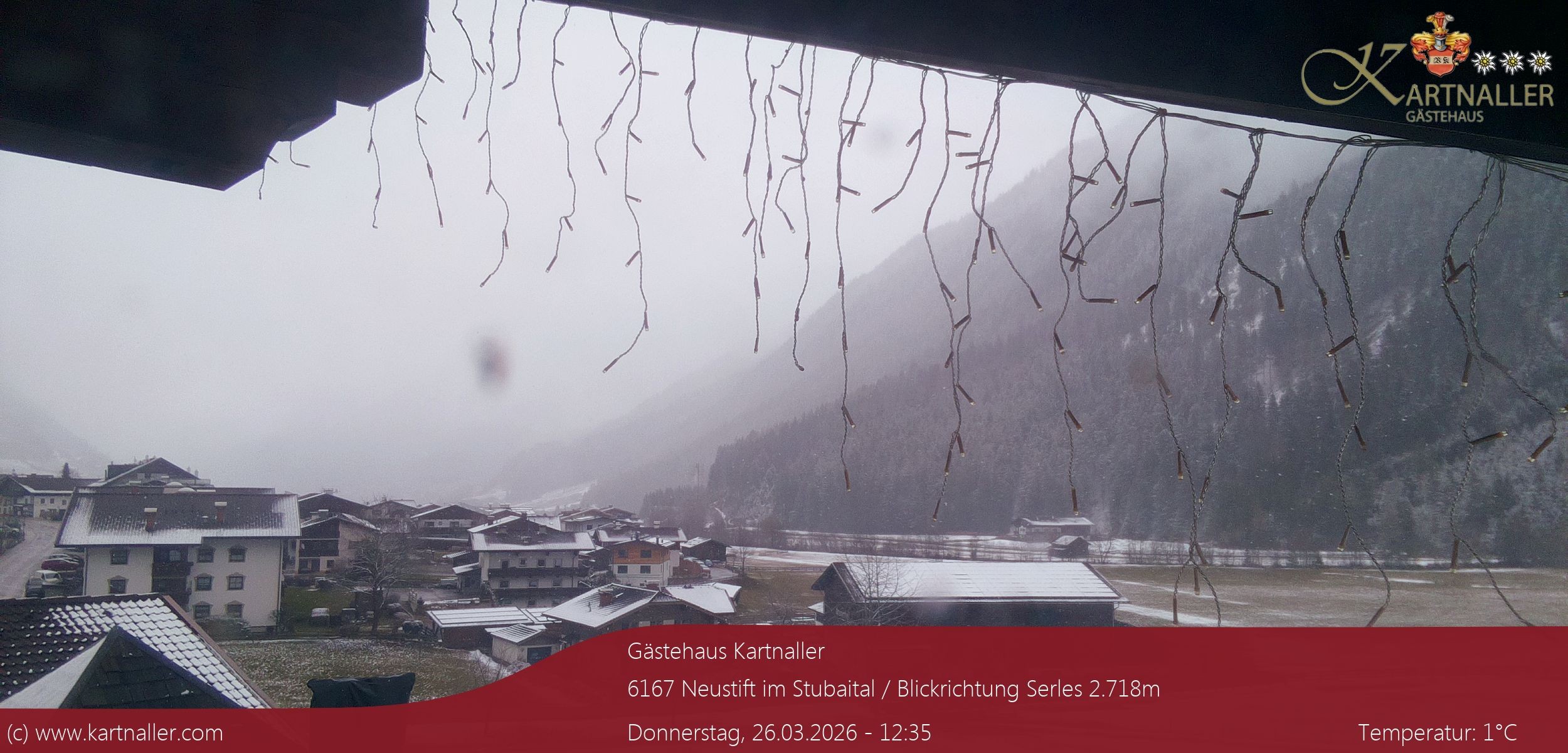 Archiv Foto Webcam Blick Neustift und Serles / Stubaital