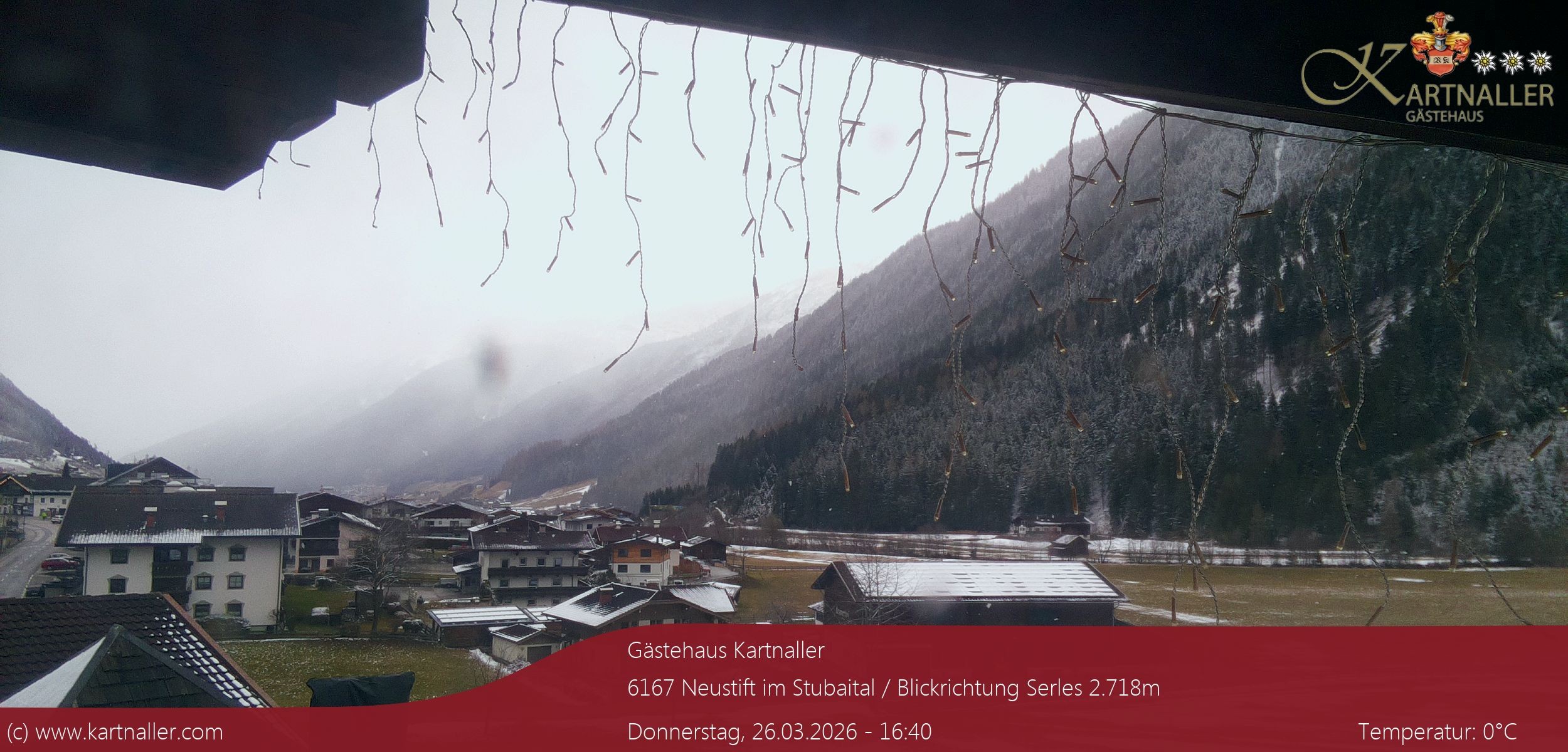 Archiv Foto Webcam Blick Neustift und Serles / Stubaital
