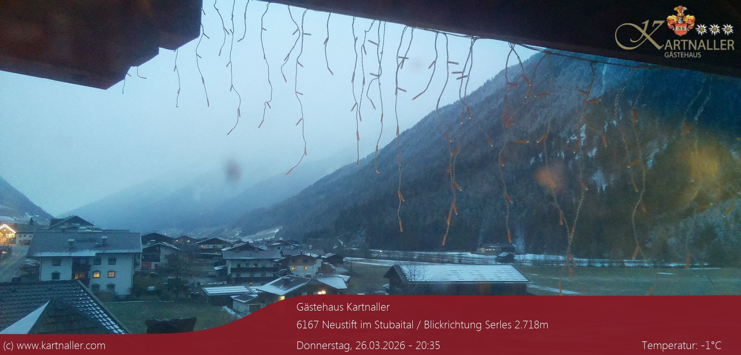 Archiv Foto Webcam Blick Neustift und Serles / Stubaital