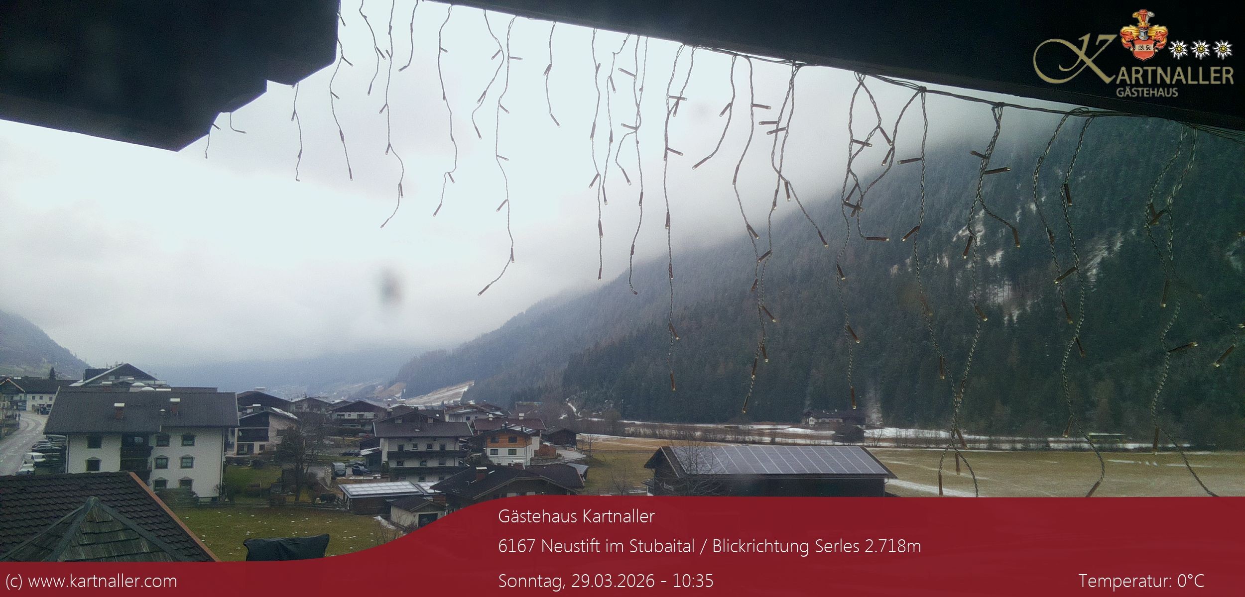 Archived image Webcam View to Neustift and Serles