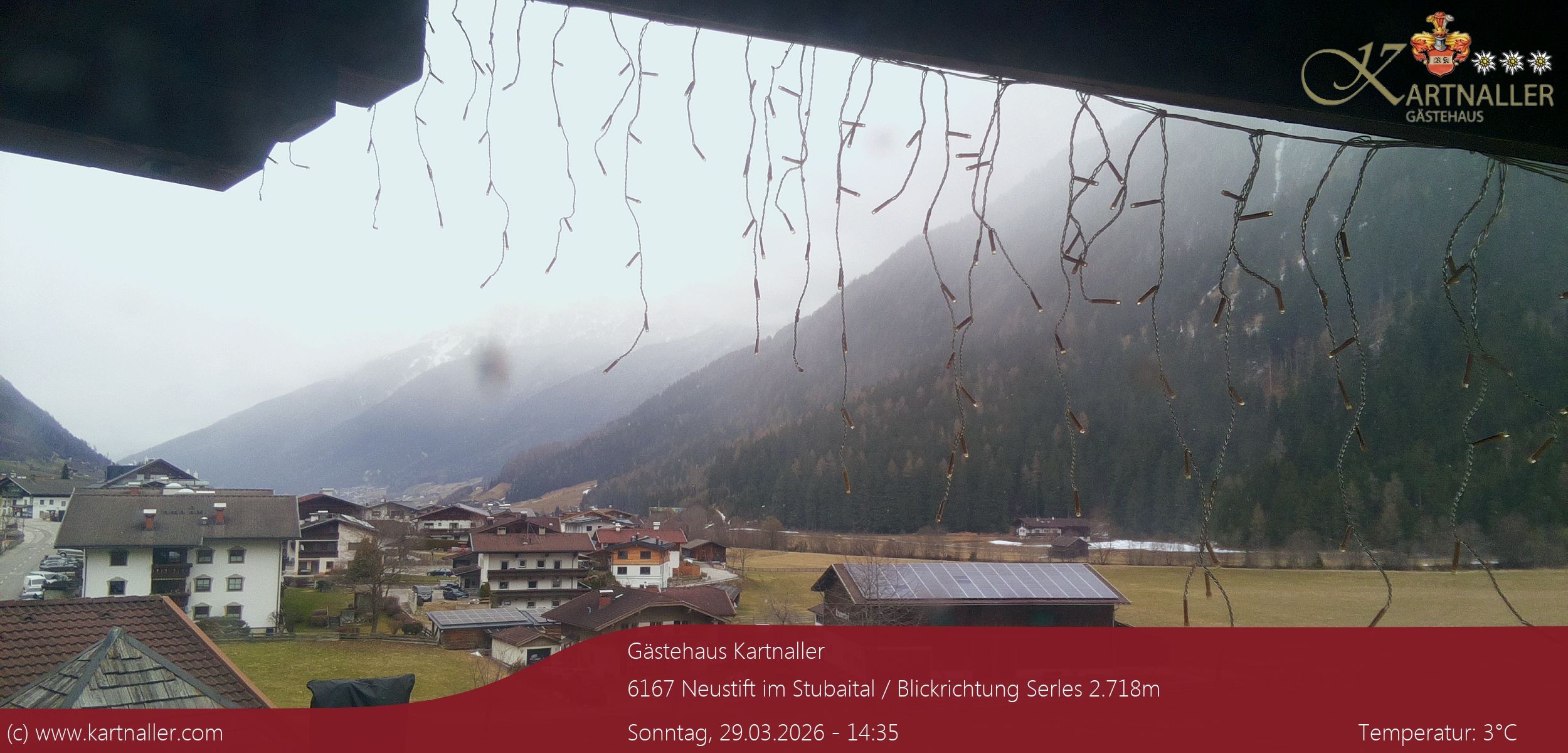 Archived image Webcam View to Neustift and Serles