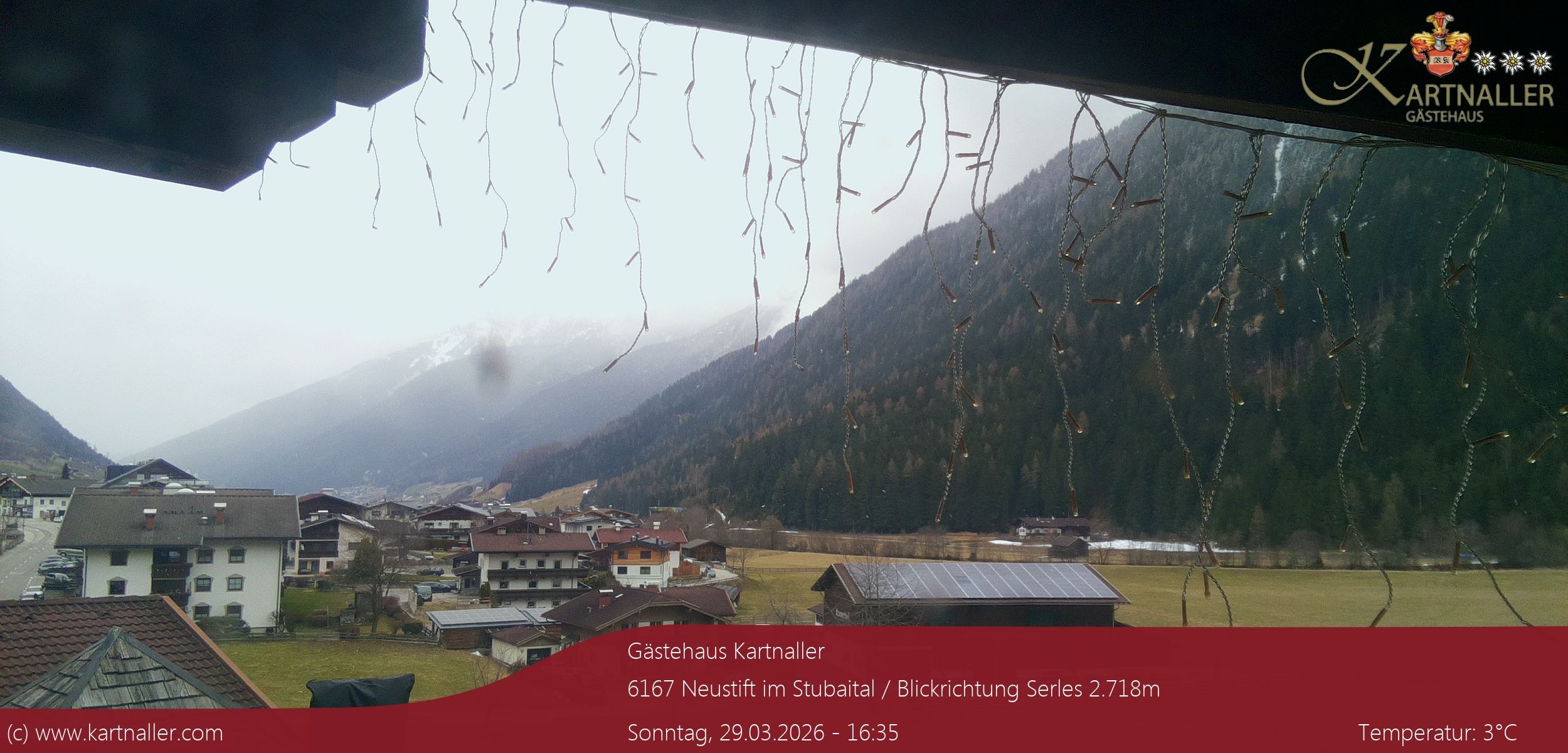 Archived image Webcam View to Neustift and Serles