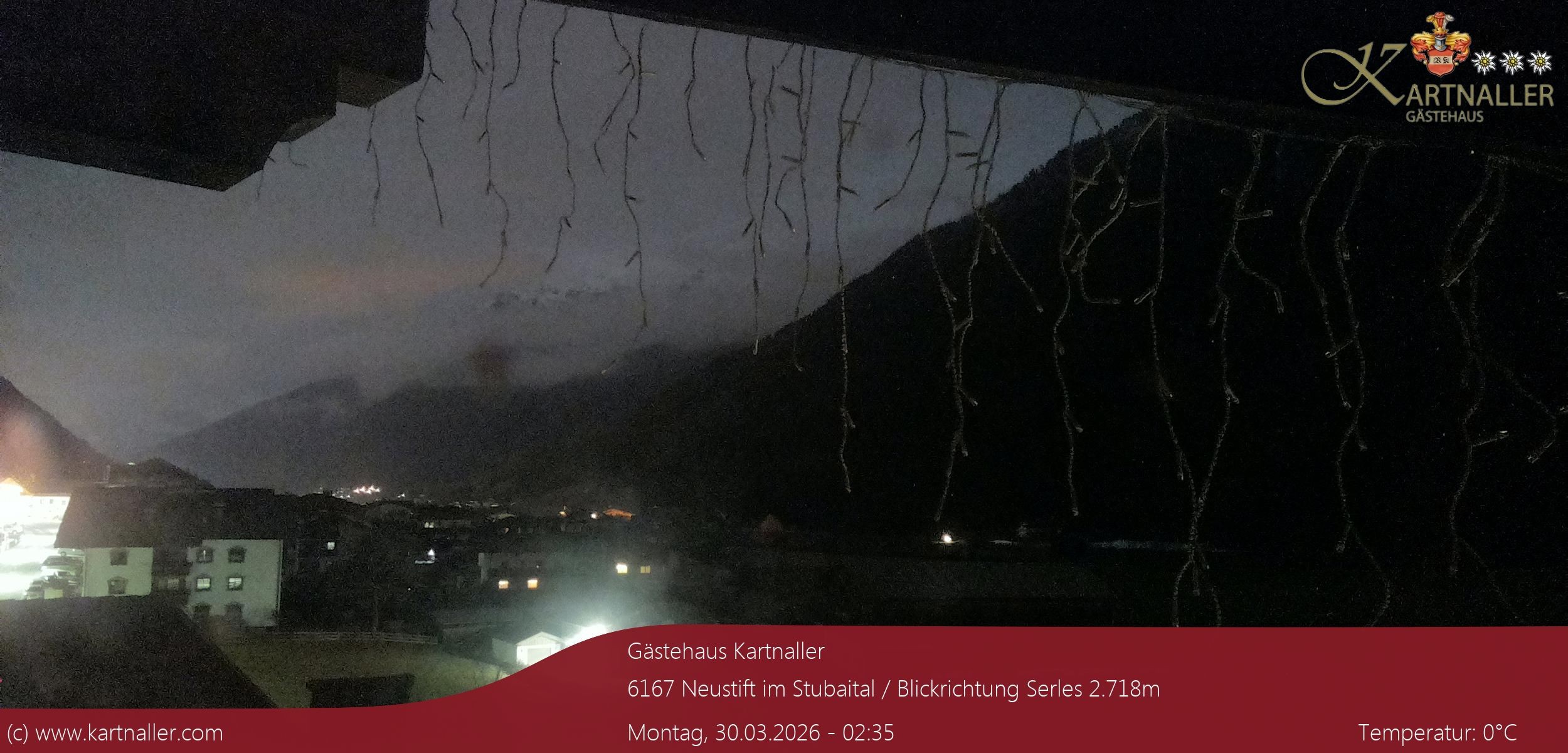 Archiv Foto Webcam Blick Neustift und Serles / Stubaital