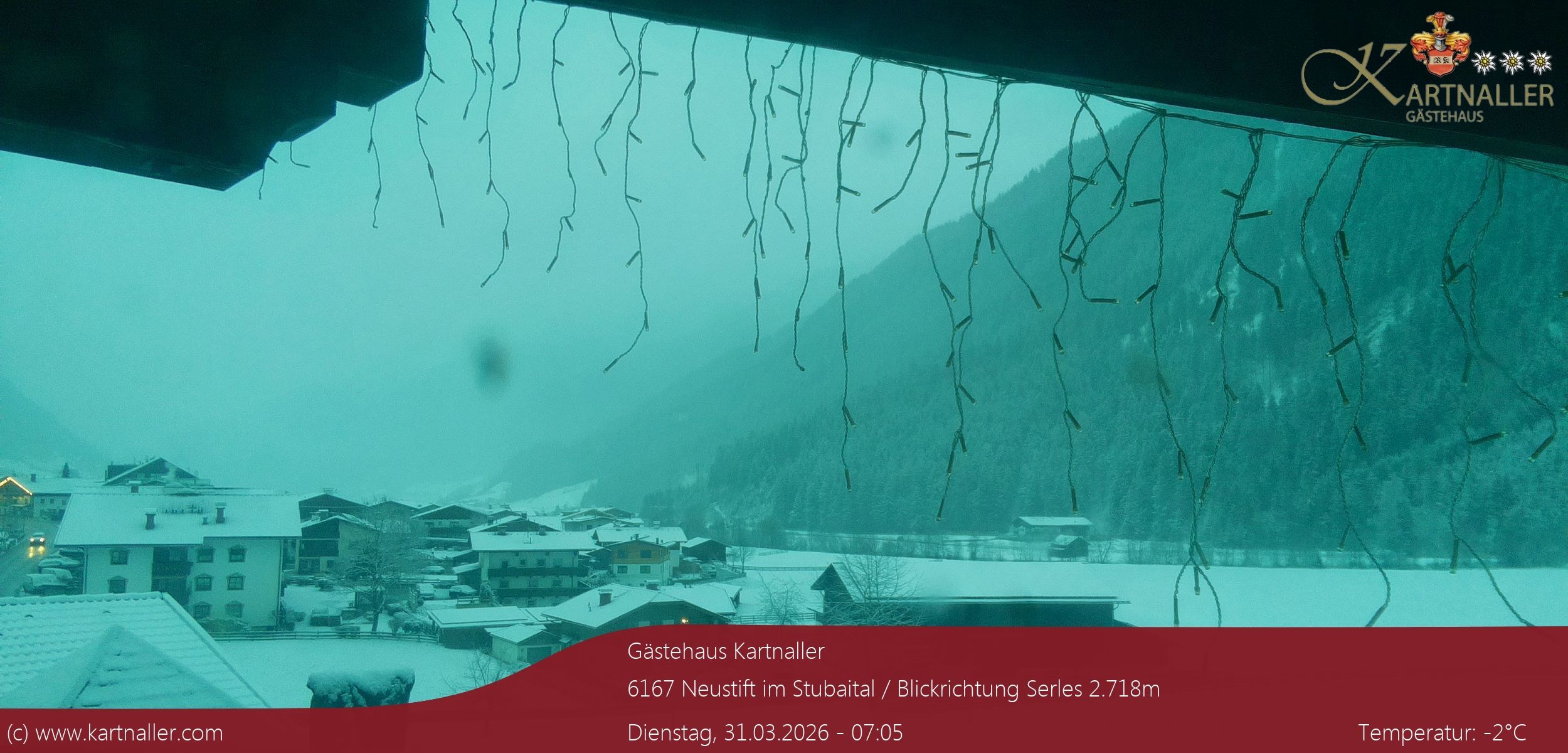Archiv Foto Webcam Blick Neustift und Serles / Stubaital