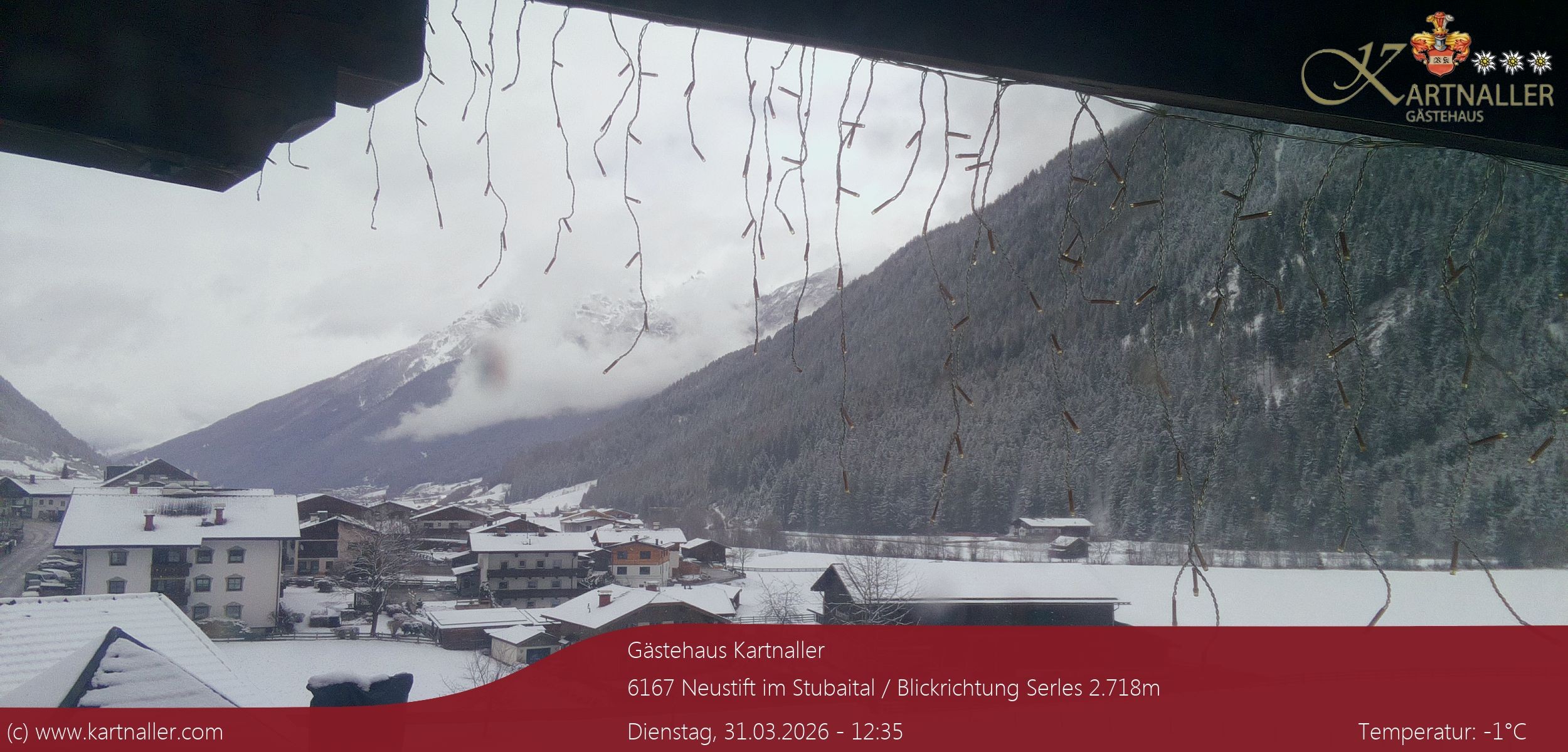 Archiv Foto Webcam Blick Neustift und Serles / Stubaital