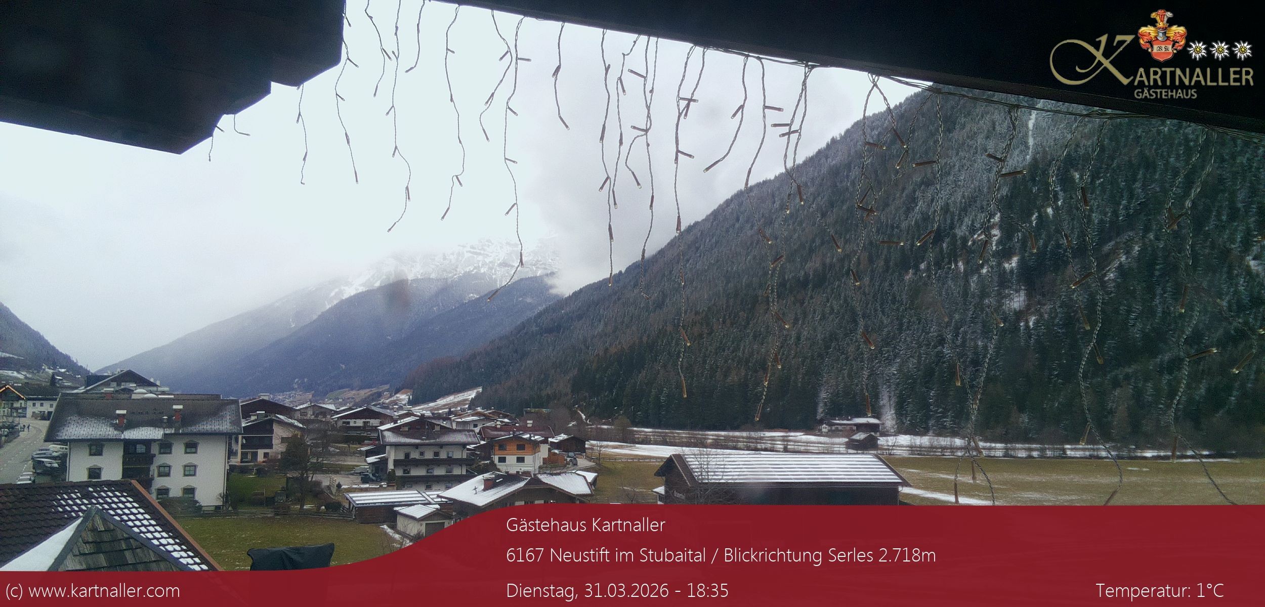 Archiv Foto Webcam Blick Neustift und Serles / Stubaital