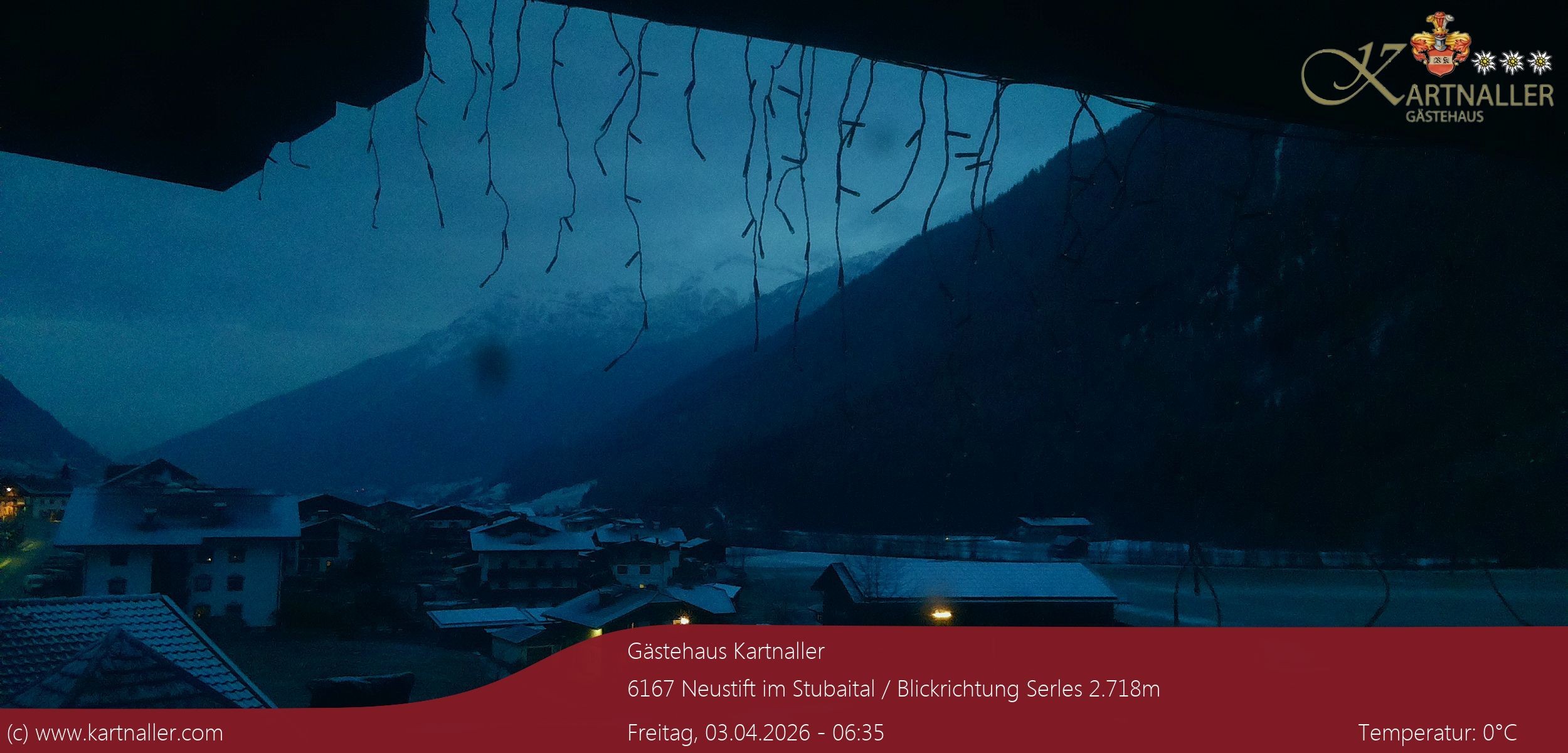 Archiv Foto Webcam Blick Neustift und Serles / Stubaital