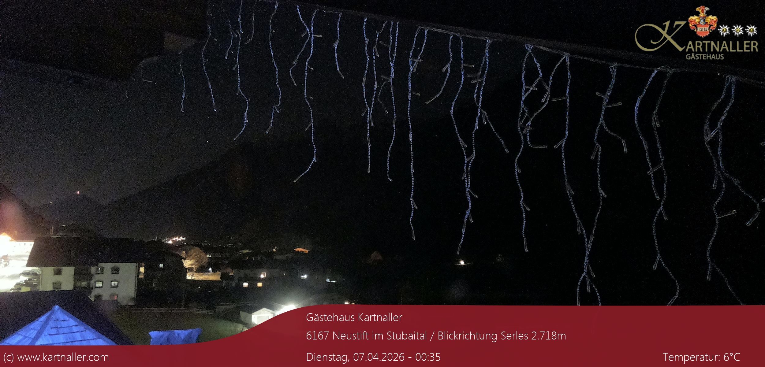 Archiv Foto Webcam Blick Neustift und Serles / Stubaital