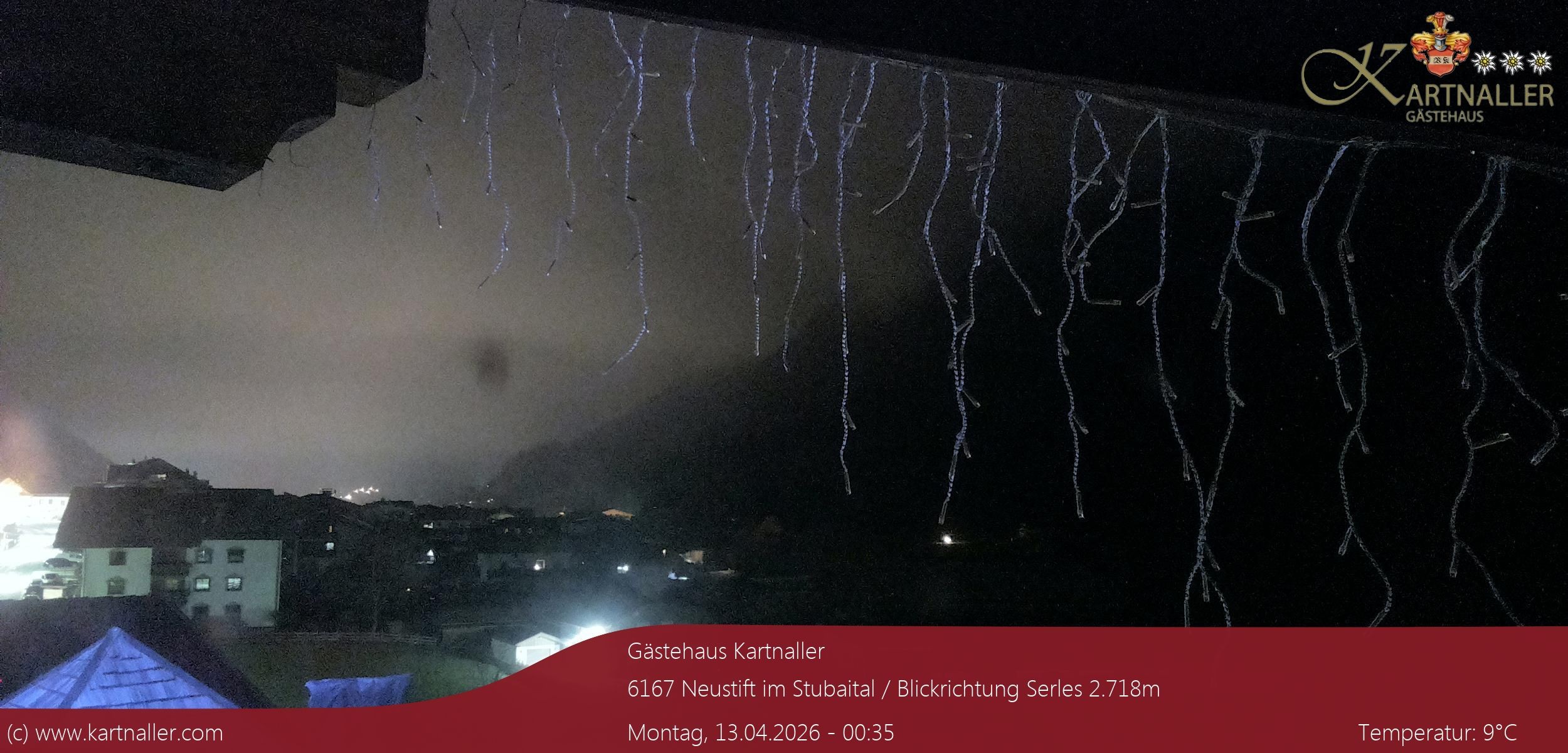 Archiv Foto Webcam Blick Neustift und Serles / Stubaital