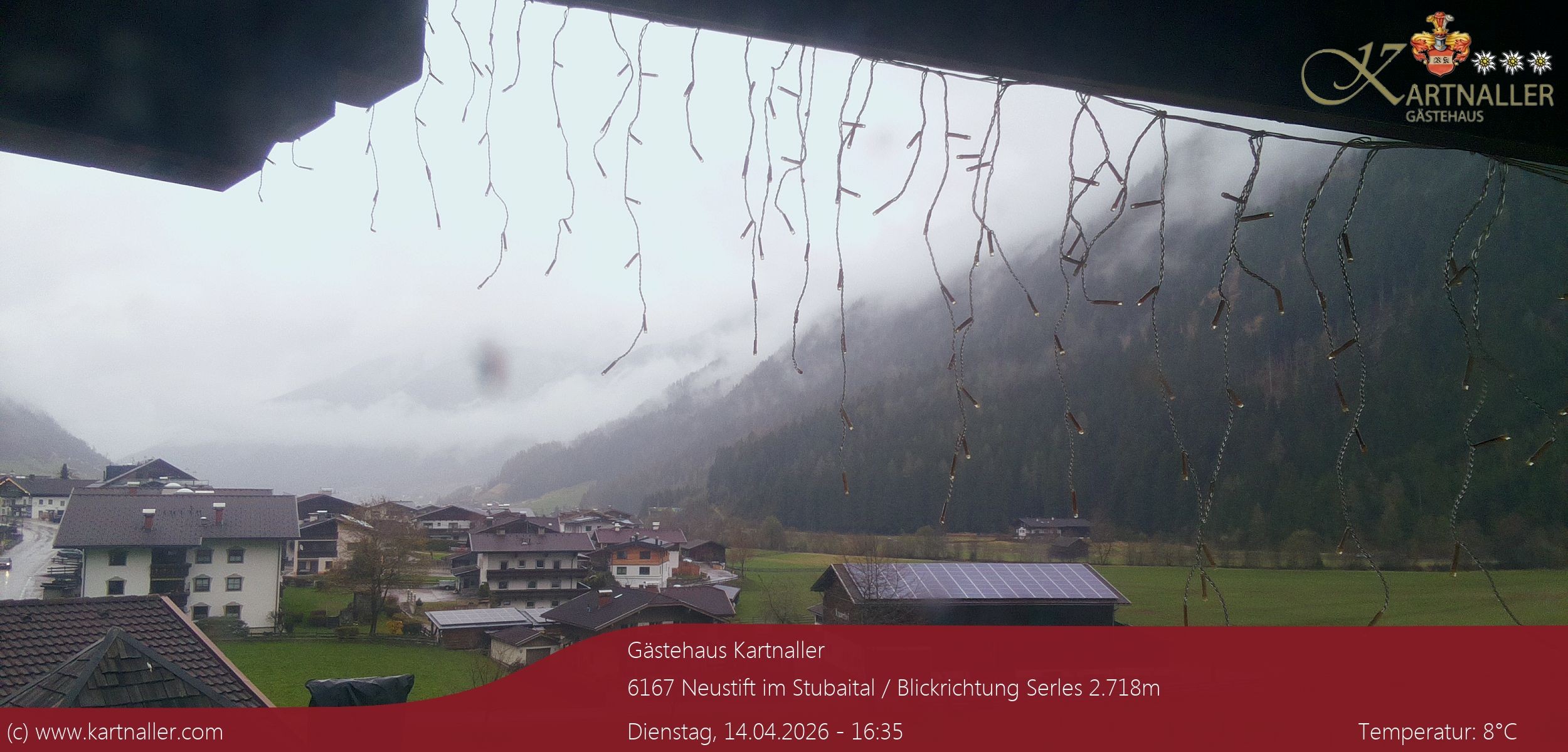 Archiv Foto Webcam Blick Neustift und Serles / Stubaital