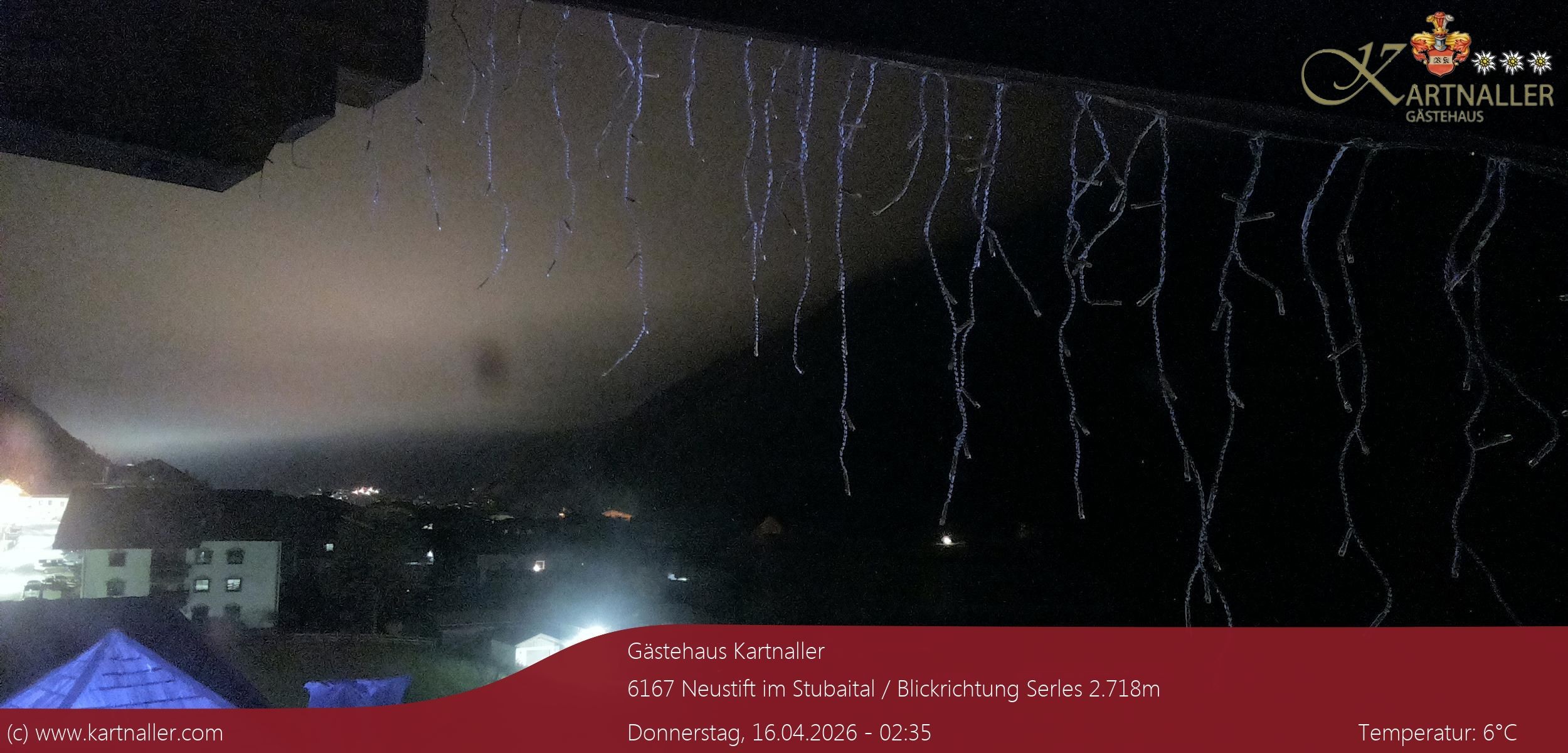 Archived image Webcam View to Neustift and Serles