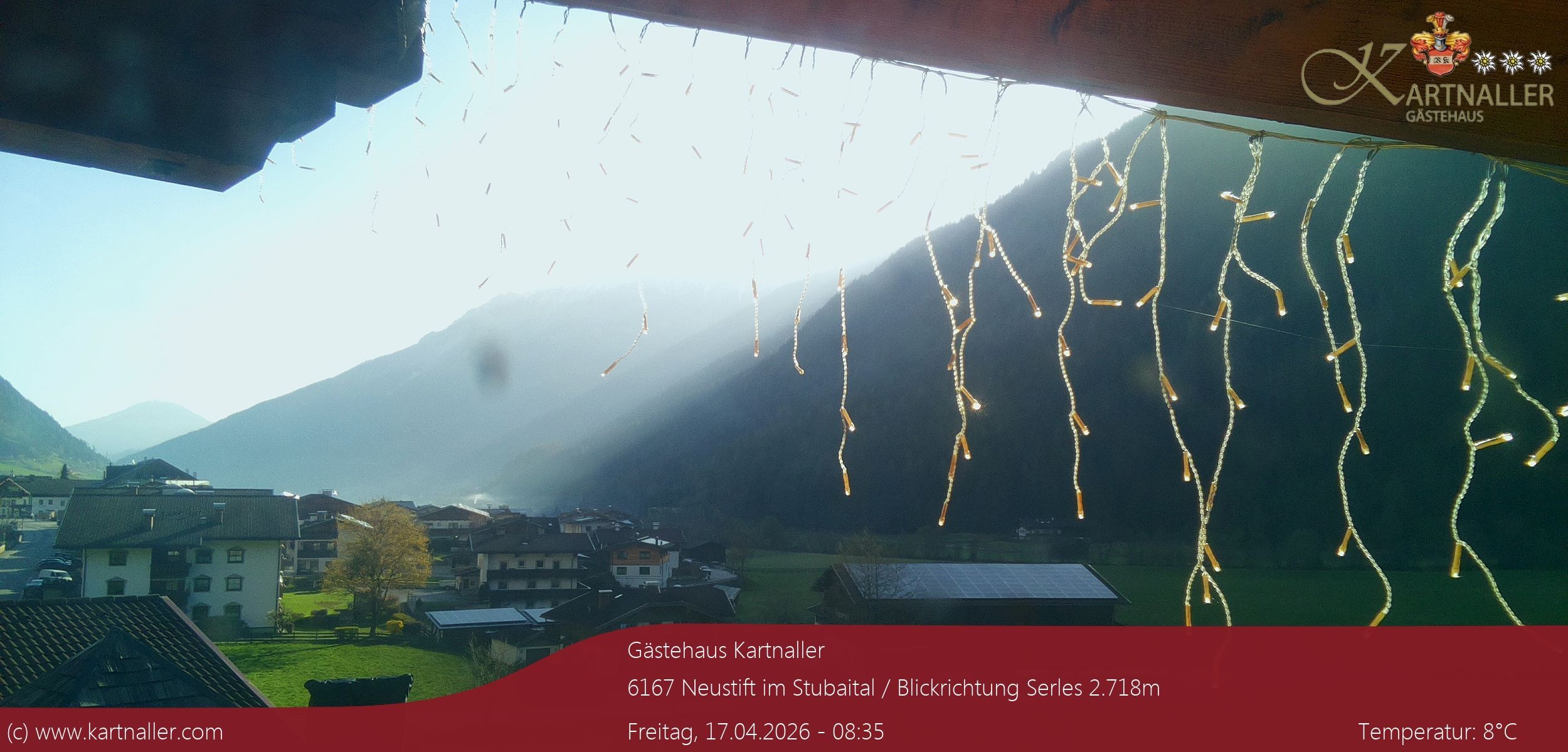 Archiv Foto Webcam Blick Neustift und Serles / Stubaital
