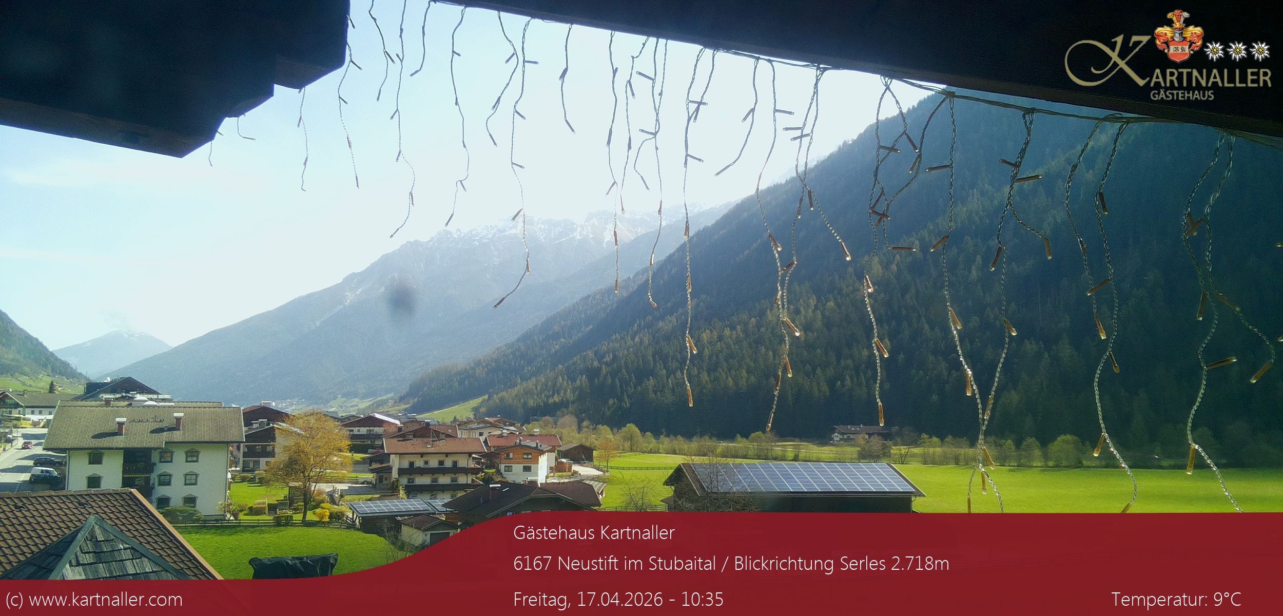 Archiv Foto Webcam Blick Neustift und Serles / Stubaital