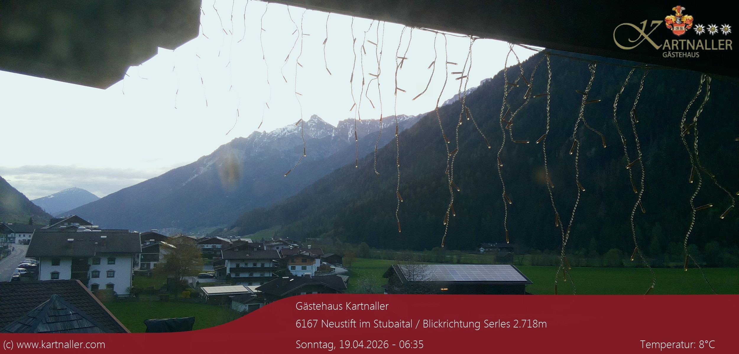 Archived image Webcam View to Neustift and Serles