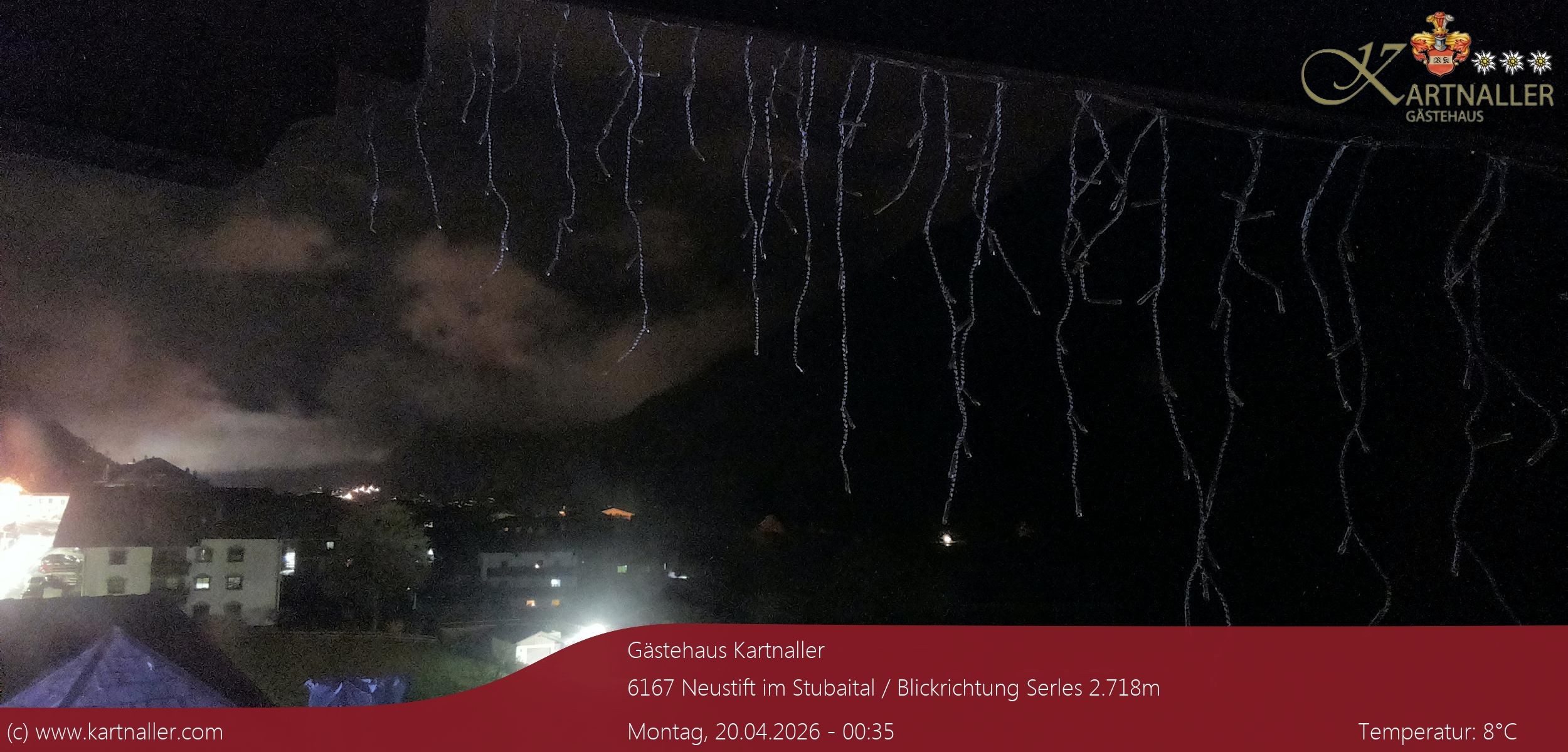 Archiv Foto Webcam Blick Neustift und Serles / Stubaital