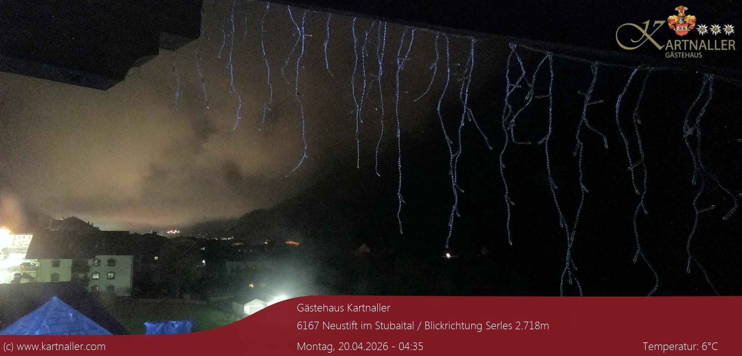 Archiv Foto Webcam Blick Neustift und Serles / Stubaital