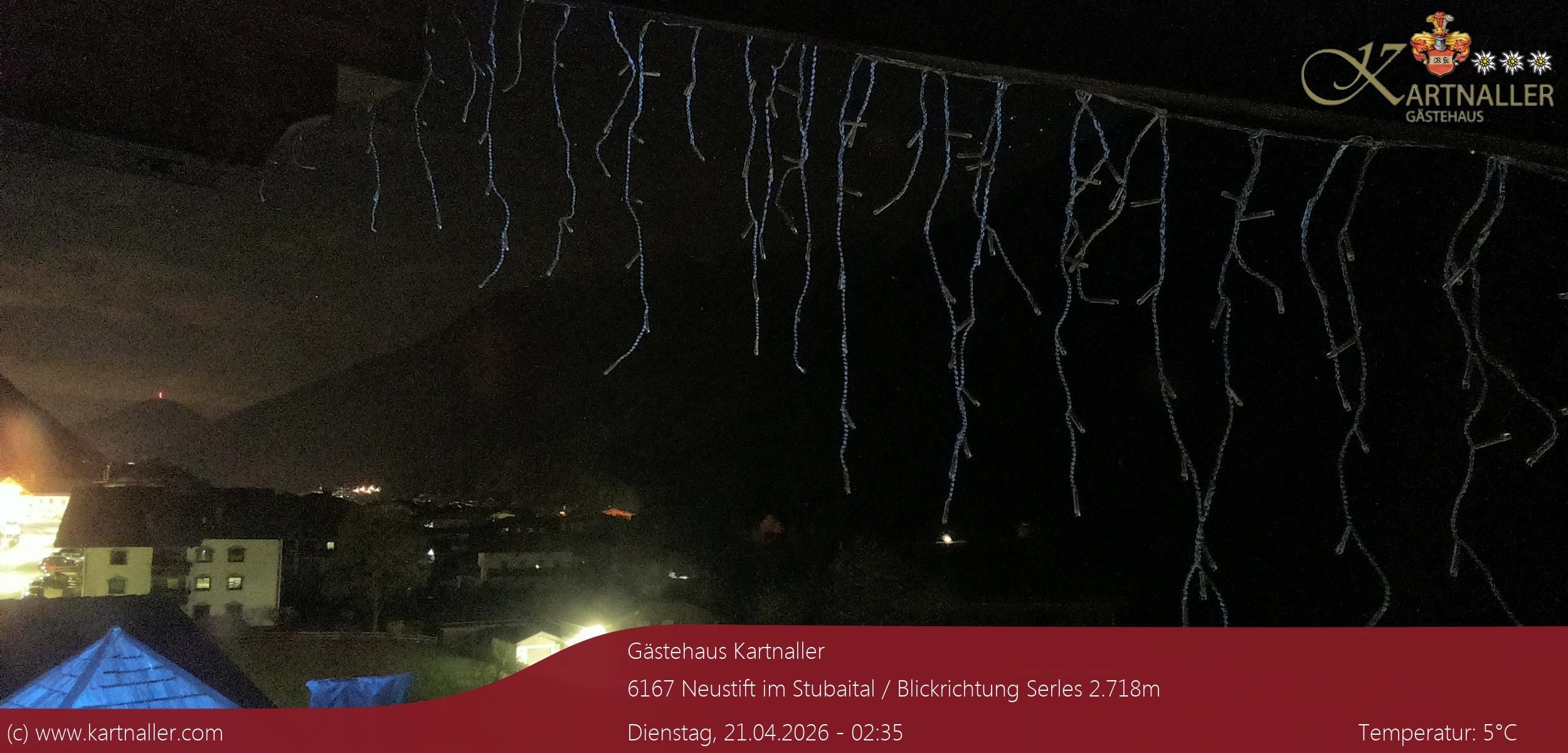 Archived image Webcam View to Neustift and Serles