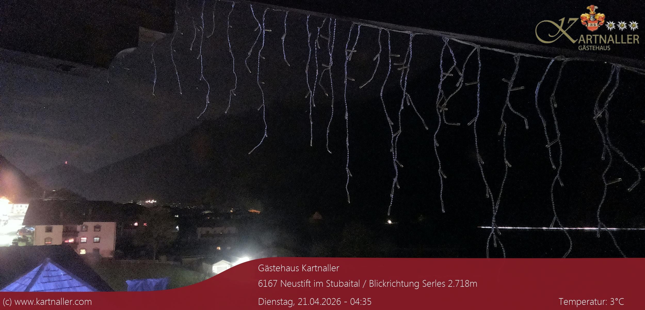 Archived image Webcam View to Neustift and Serles