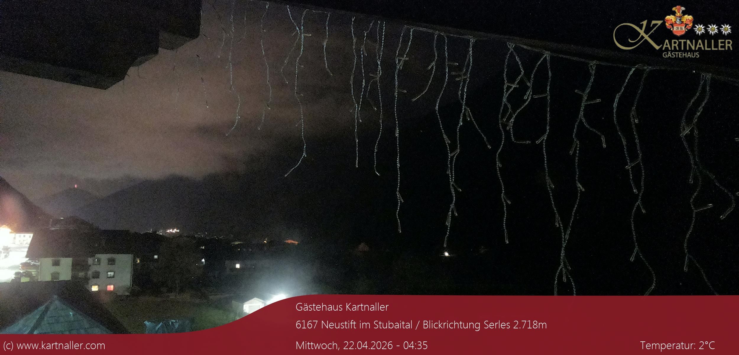 Archiv Foto Webcam Blick Neustift und Serles / Stubaital