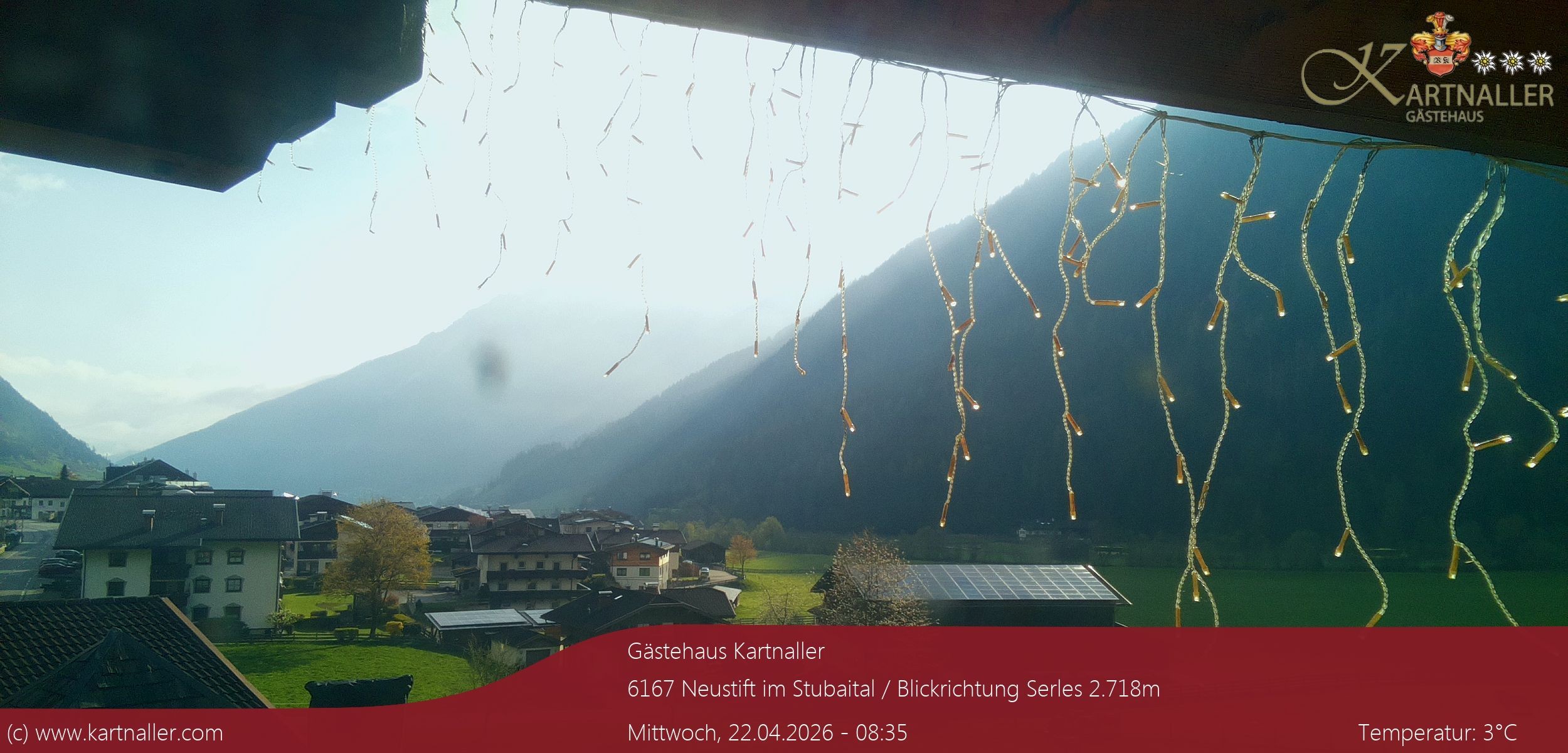 Archiv Foto Webcam Blick Neustift und Serles / Stubaital