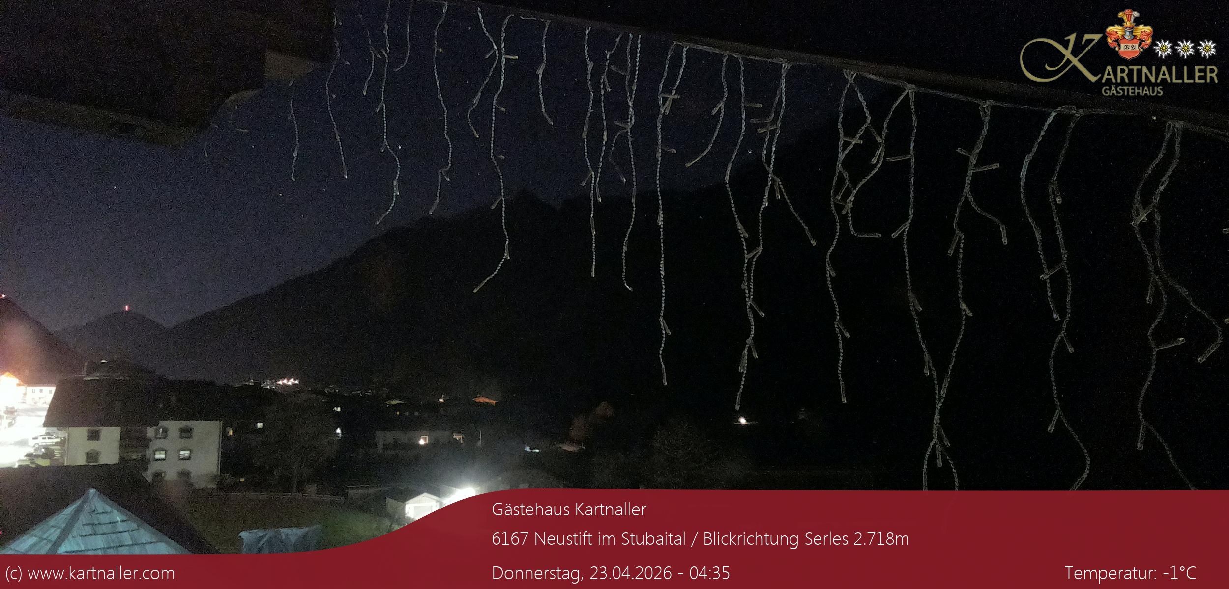 Archived image Webcam View to Neustift and Serles