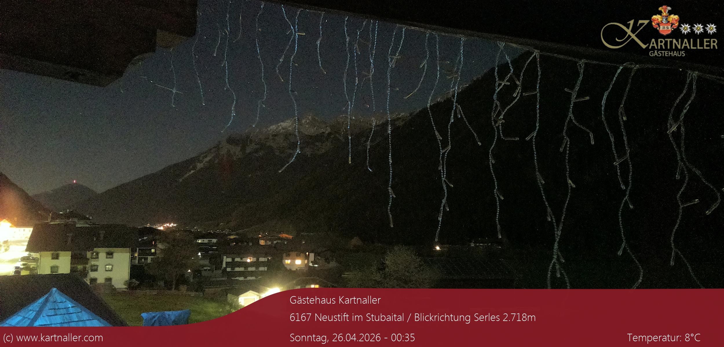 Archiv Foto Webcam Blick Neustift und Serles / Stubaital