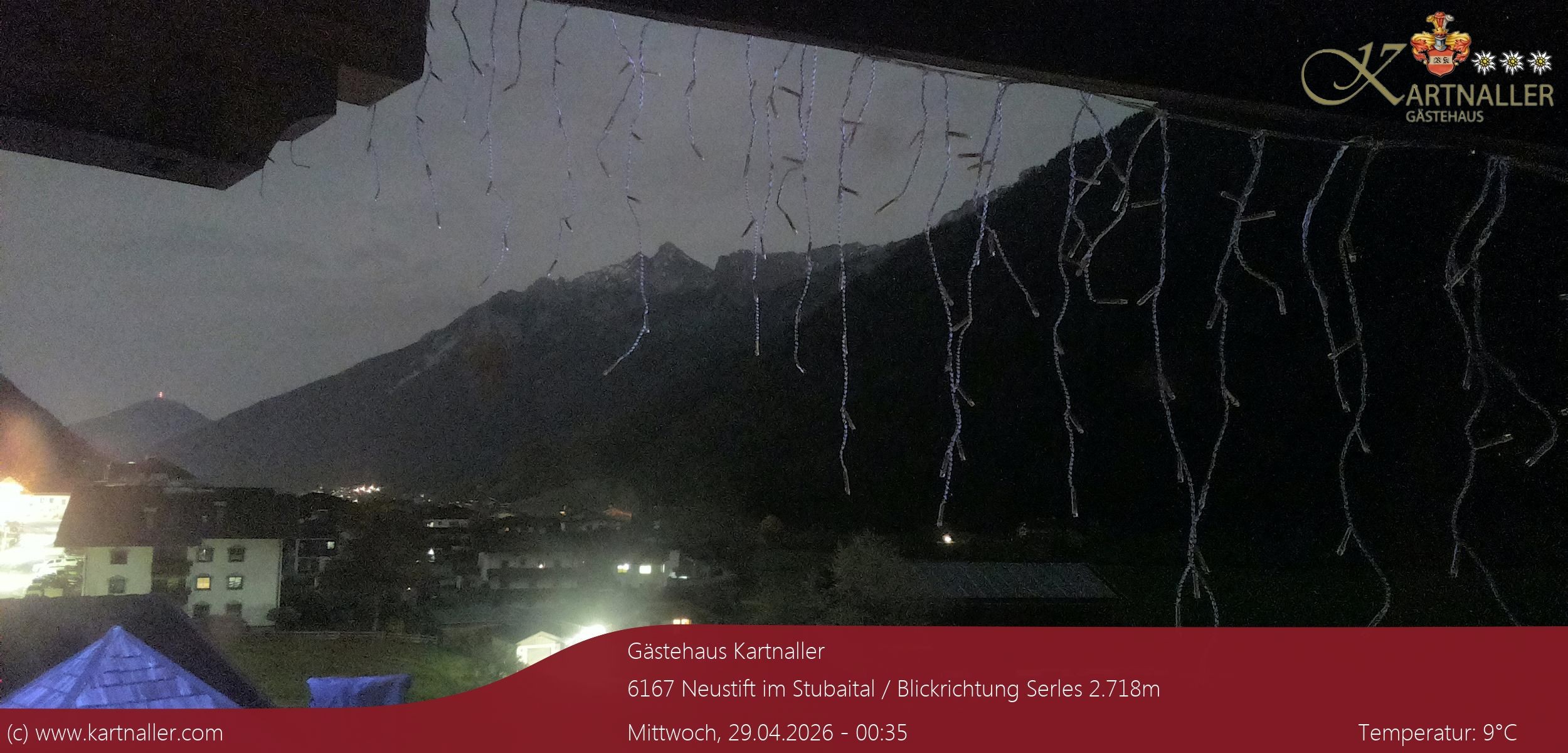 Archiv Foto Webcam Blick Neustift und Serles / Stubaital