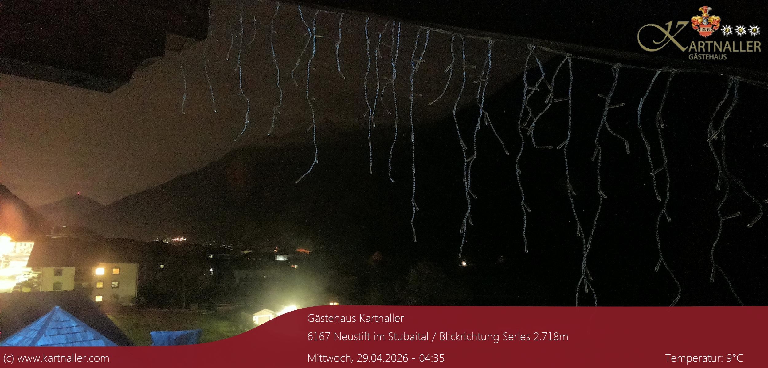 Archiv Foto Webcam Blick Neustift und Serles / Stubaital