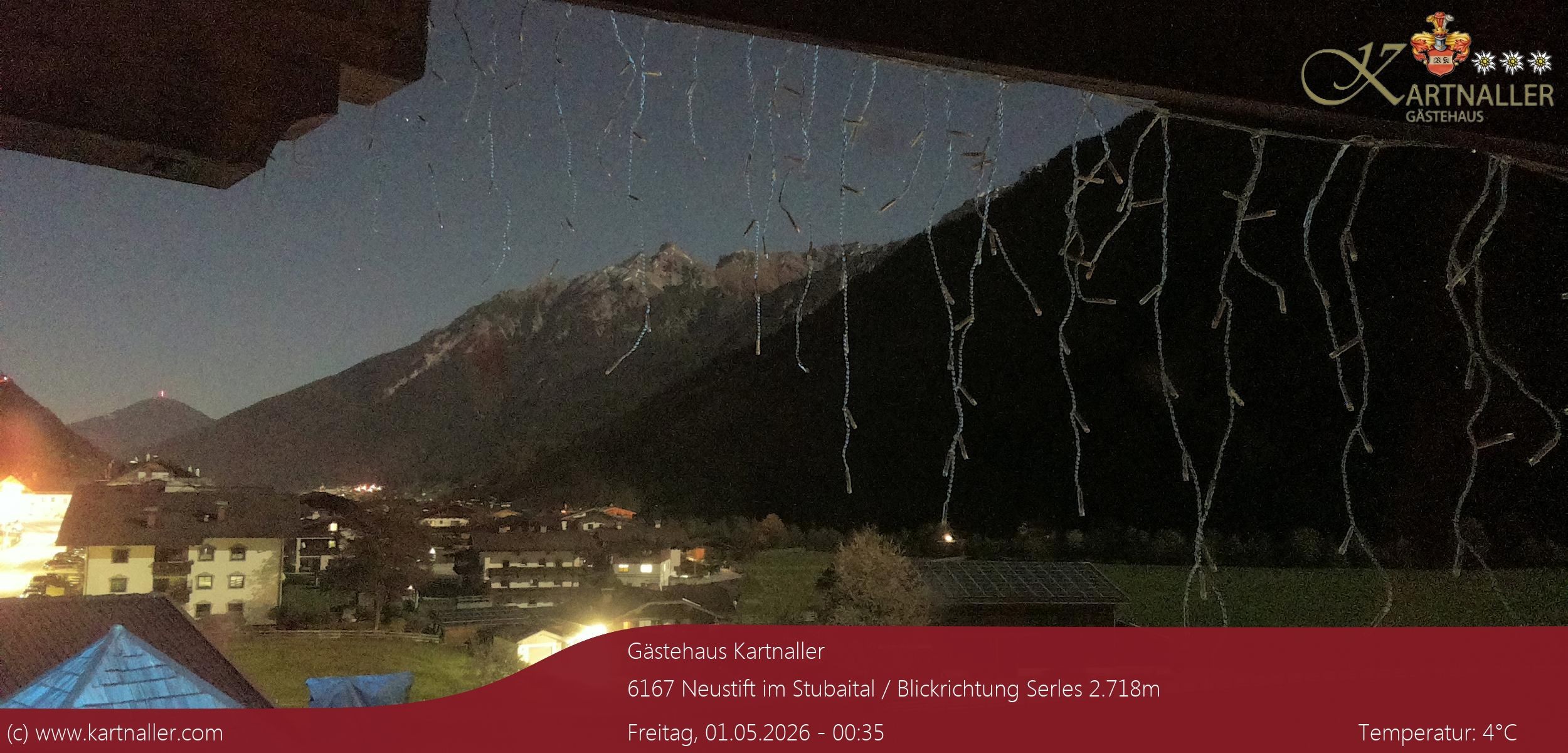 Archiv Foto Webcam Blick Neustift und Serles / Stubaital