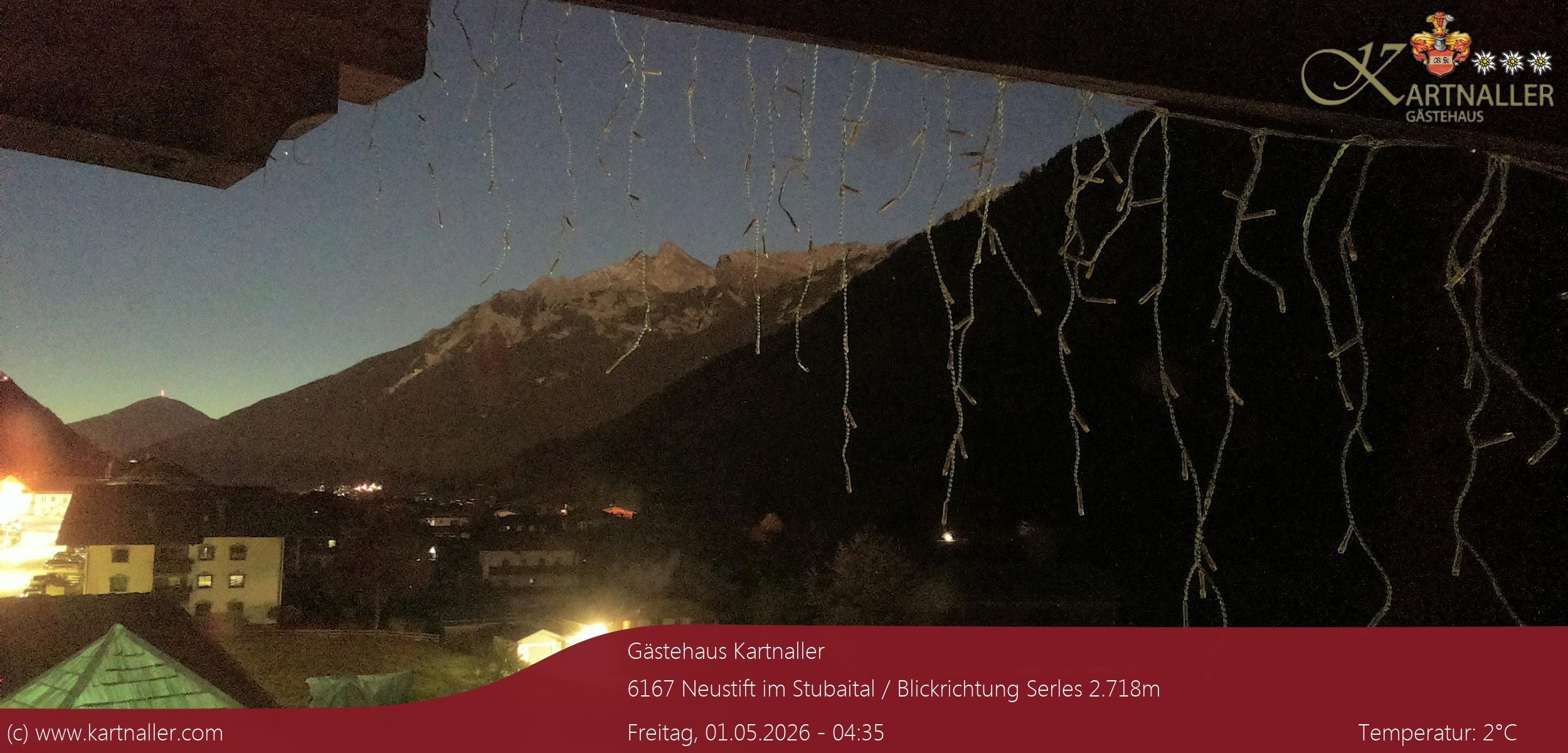 Archiv Foto Webcam Blick Neustift und Serles / Stubaital