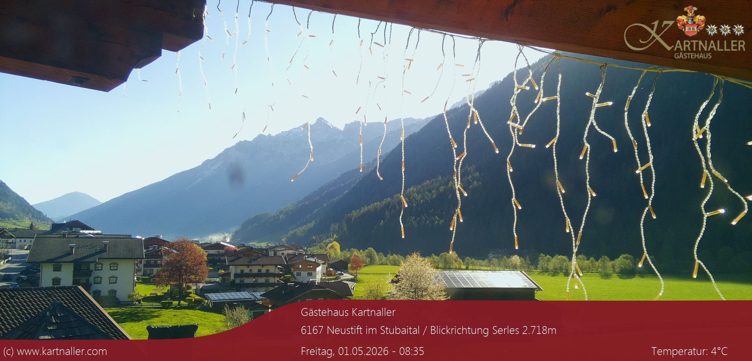 Archiv Foto Webcam Blick Neustift und Serles / Stubaital