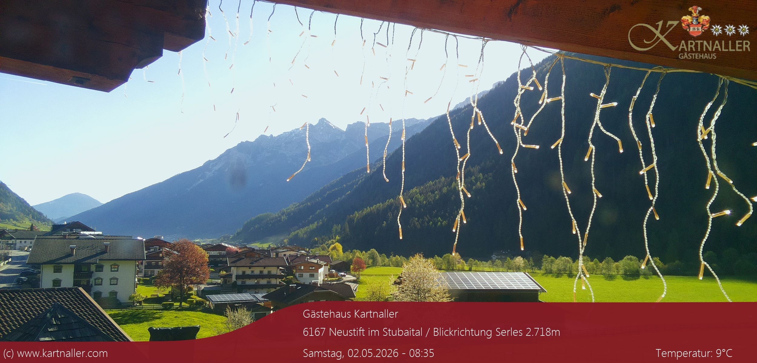 Archived image Webcam View to Neustift and Serles